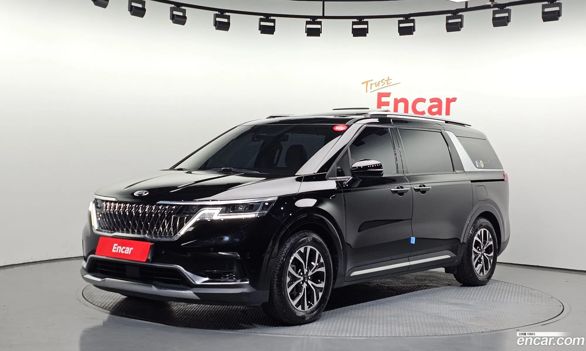 Kia Carnival 2020 — 7