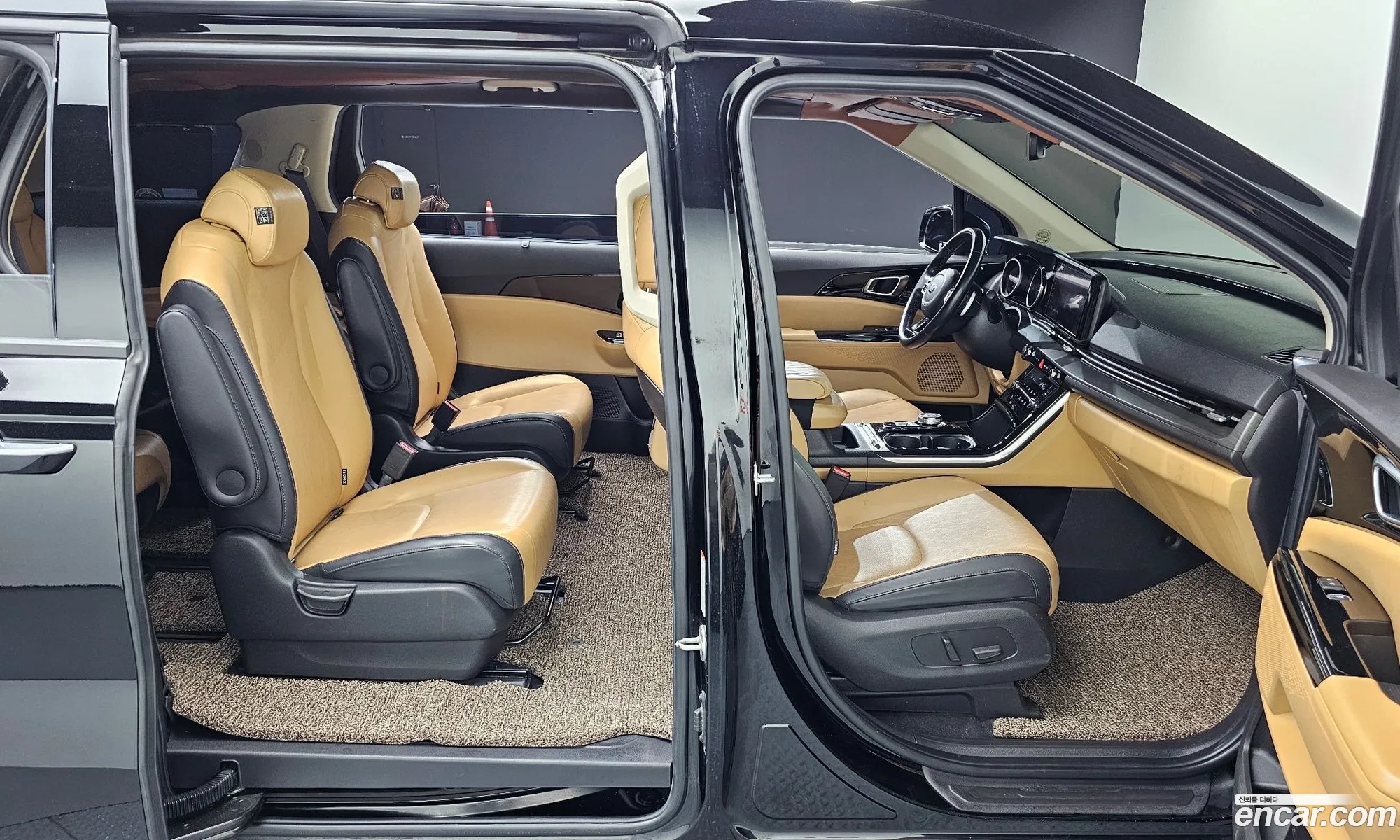 Kia Carnival 2020 — 9