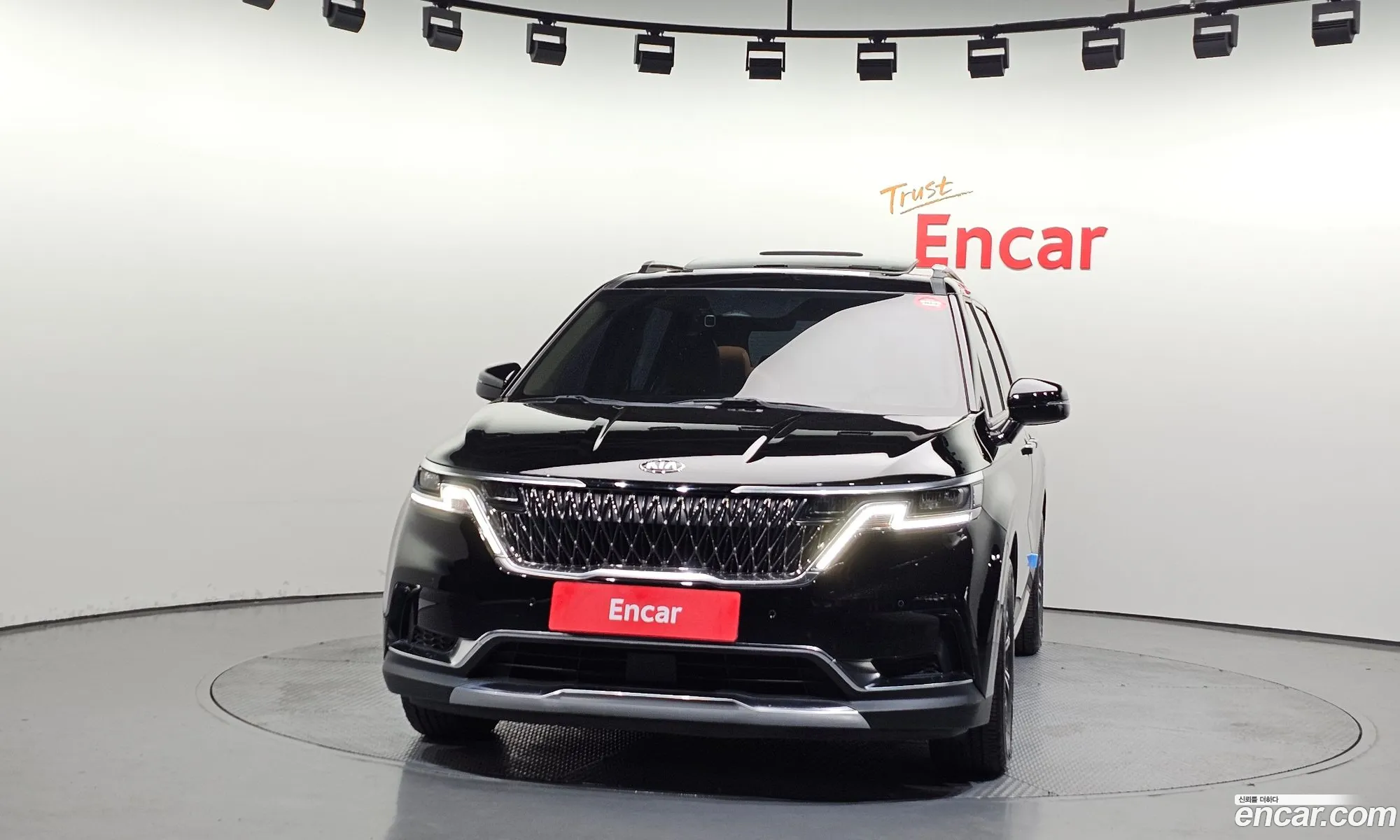 Kia Carnival 2020 — 18