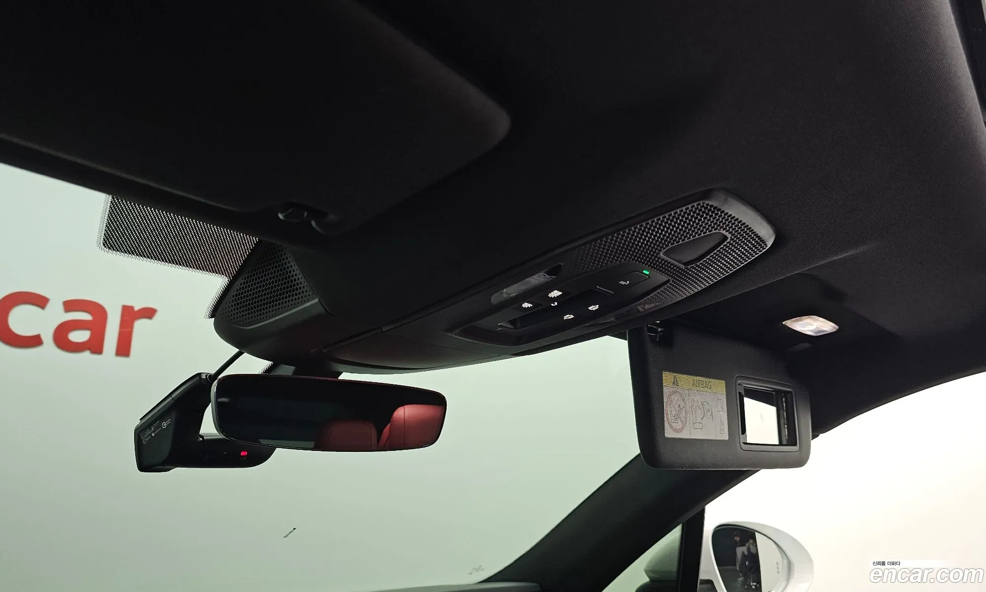 Porsche Macan EV 2025 WP1AD2XA0SL075796 — 20