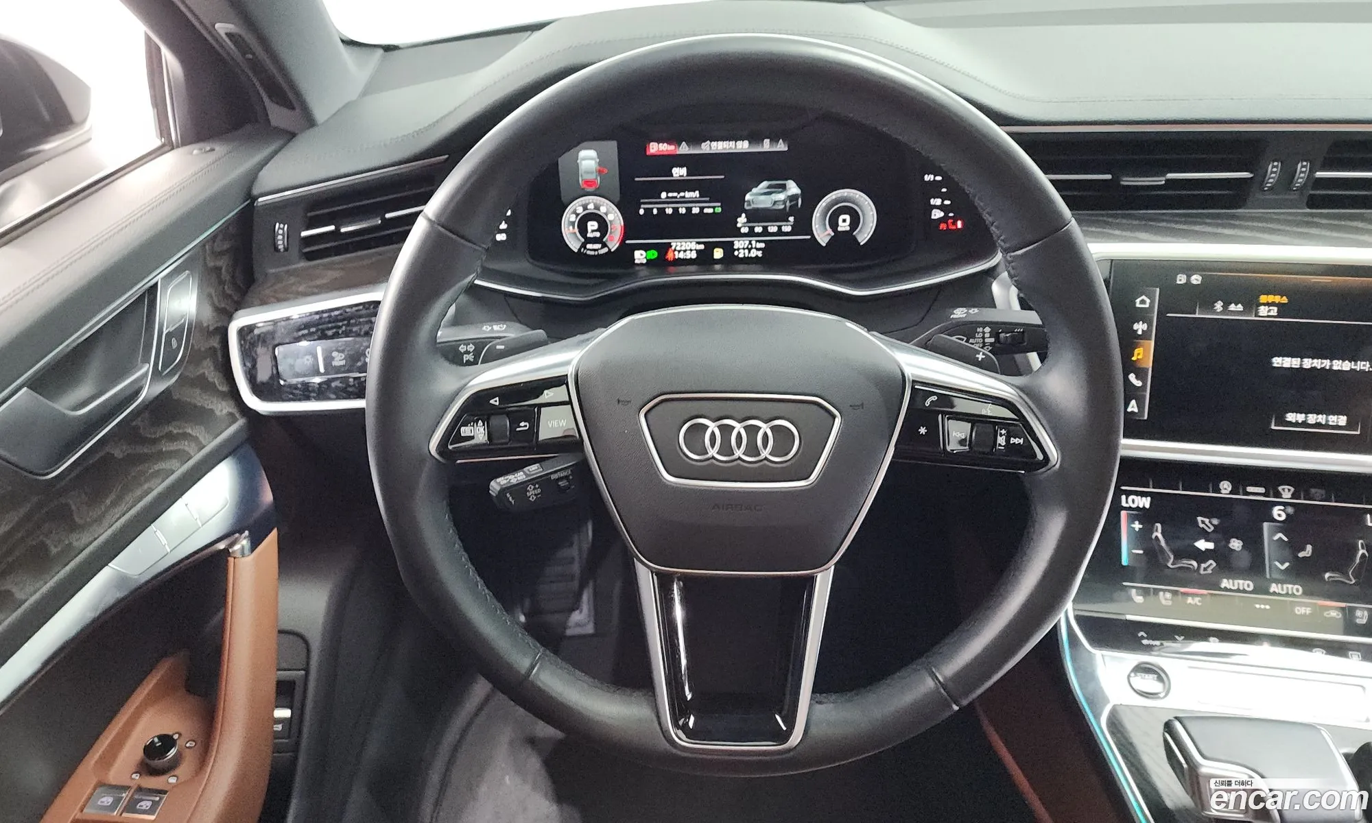 Audi A6 2021 WAUZZZF26MN044083 — 12