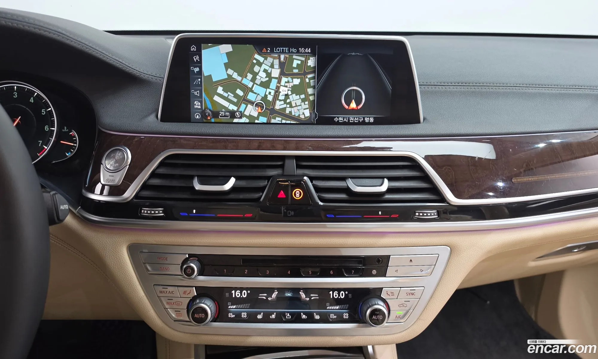 BMW 7 Series 2015 — 17