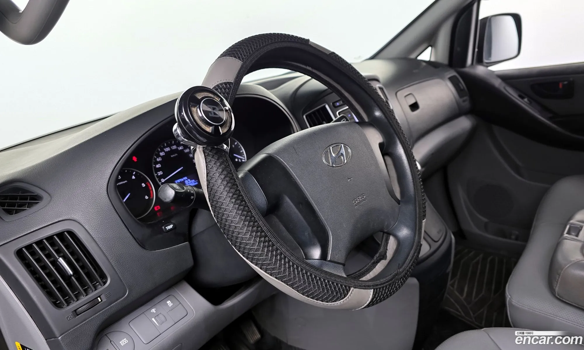 Hyundai Grand Starex 2017 — 18