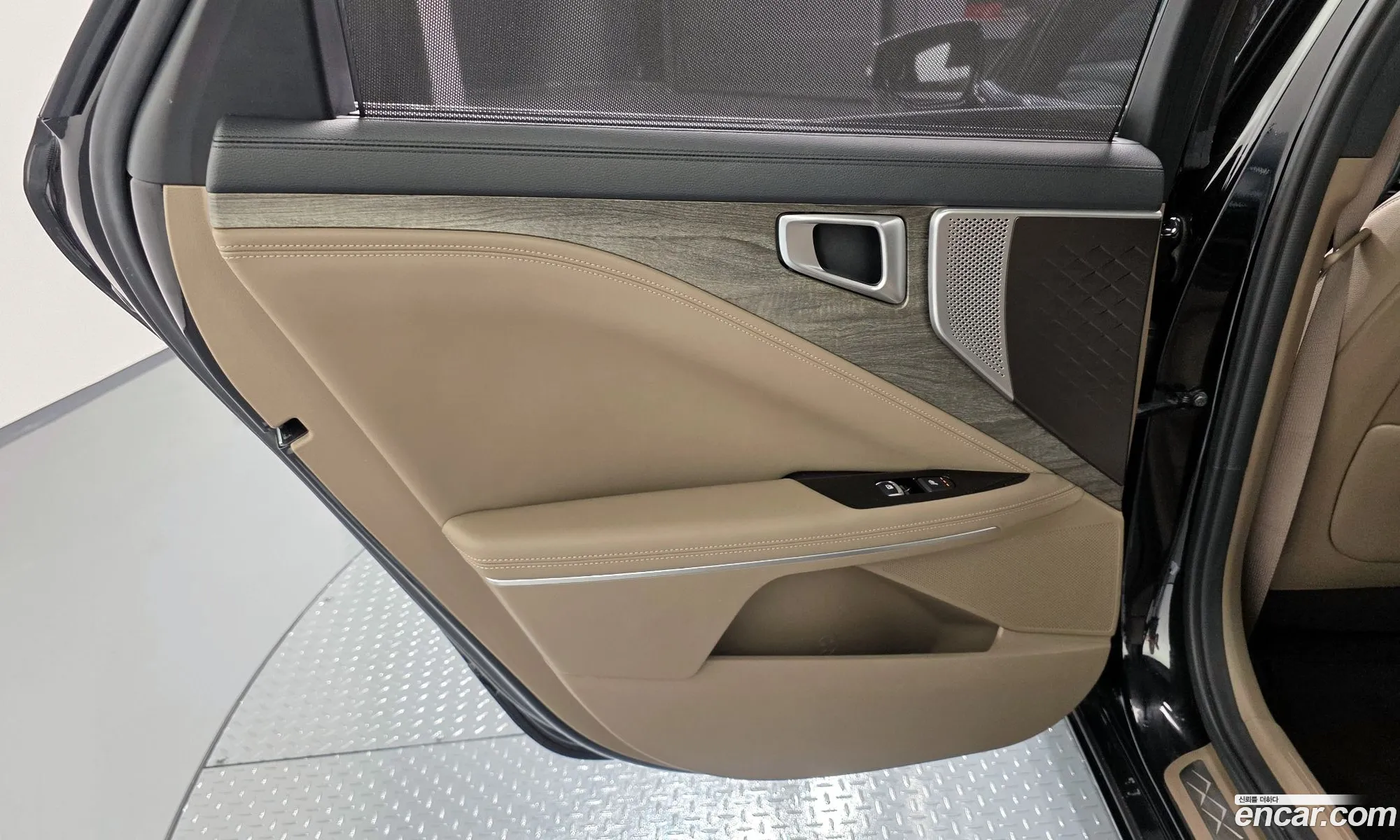 Kia K8 2021 — 19