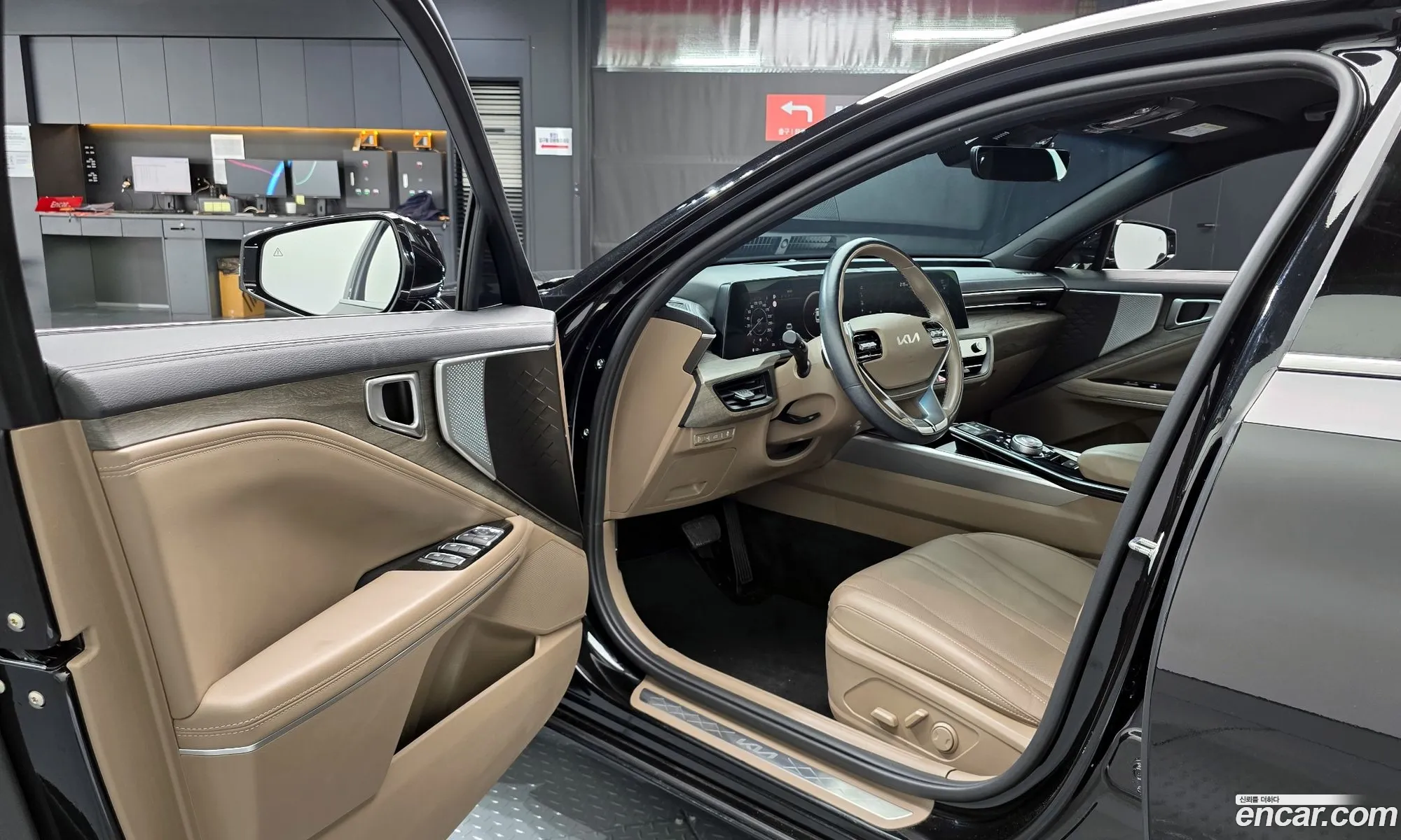 Kia K8 2021 — 23