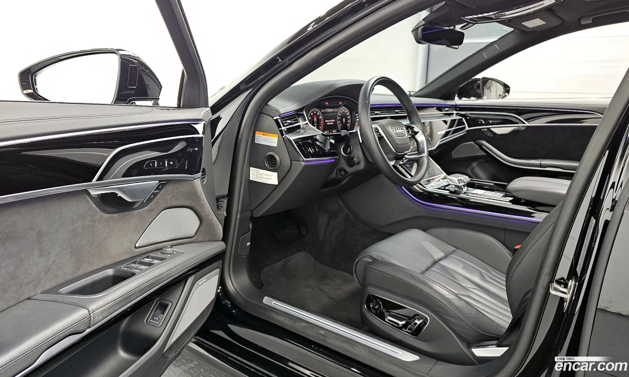 Audi A8 2021 WAUZZZF83MN033529 — 29