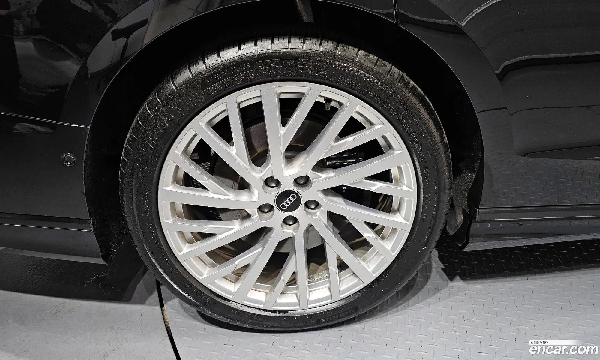 Audi A8 2021 WAUZZZF83MN033529 — 8