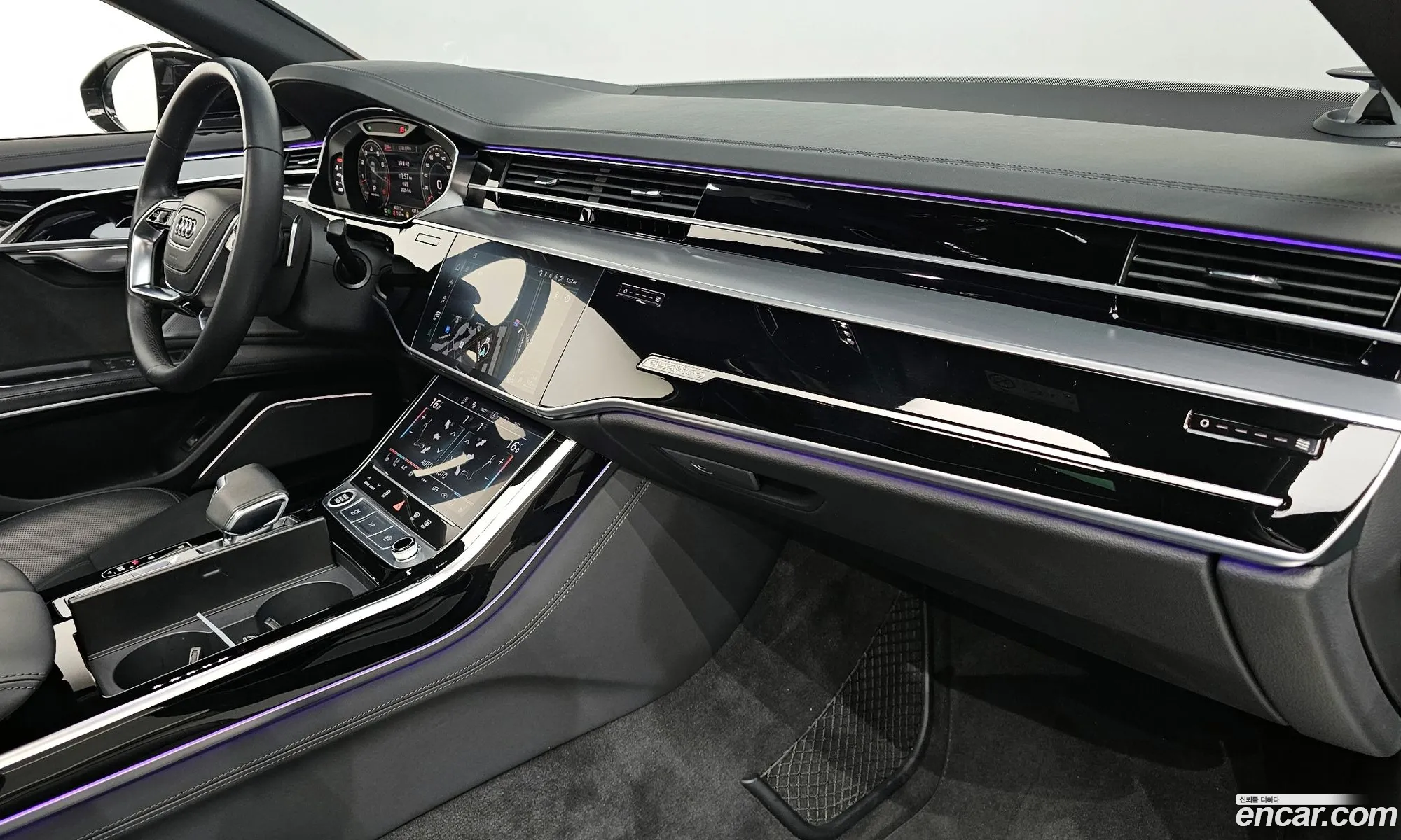 Audi A8 2021 WAUZZZF83MN033529 — 17
