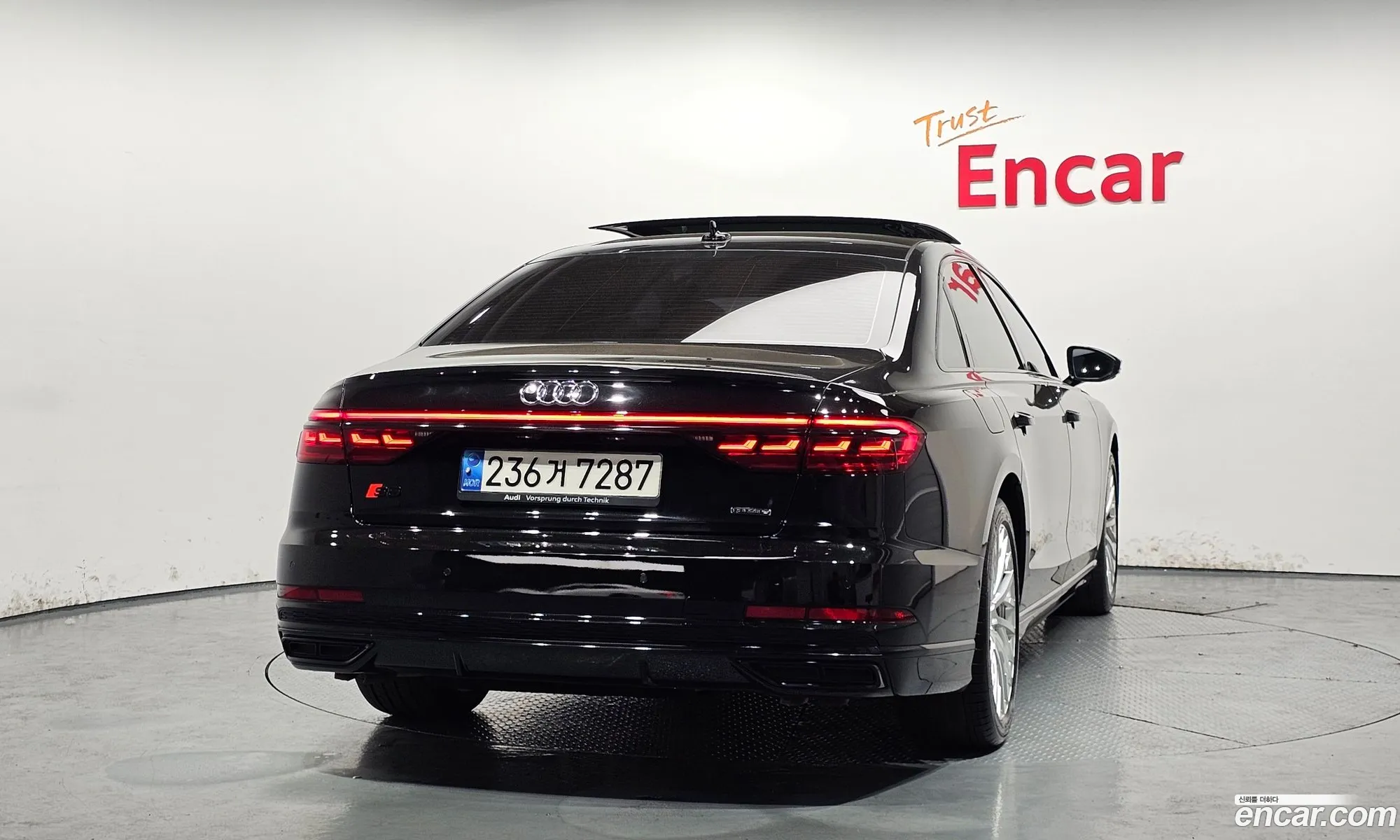 Audi A8 2021 WAUZZZF83MN033529 — 25