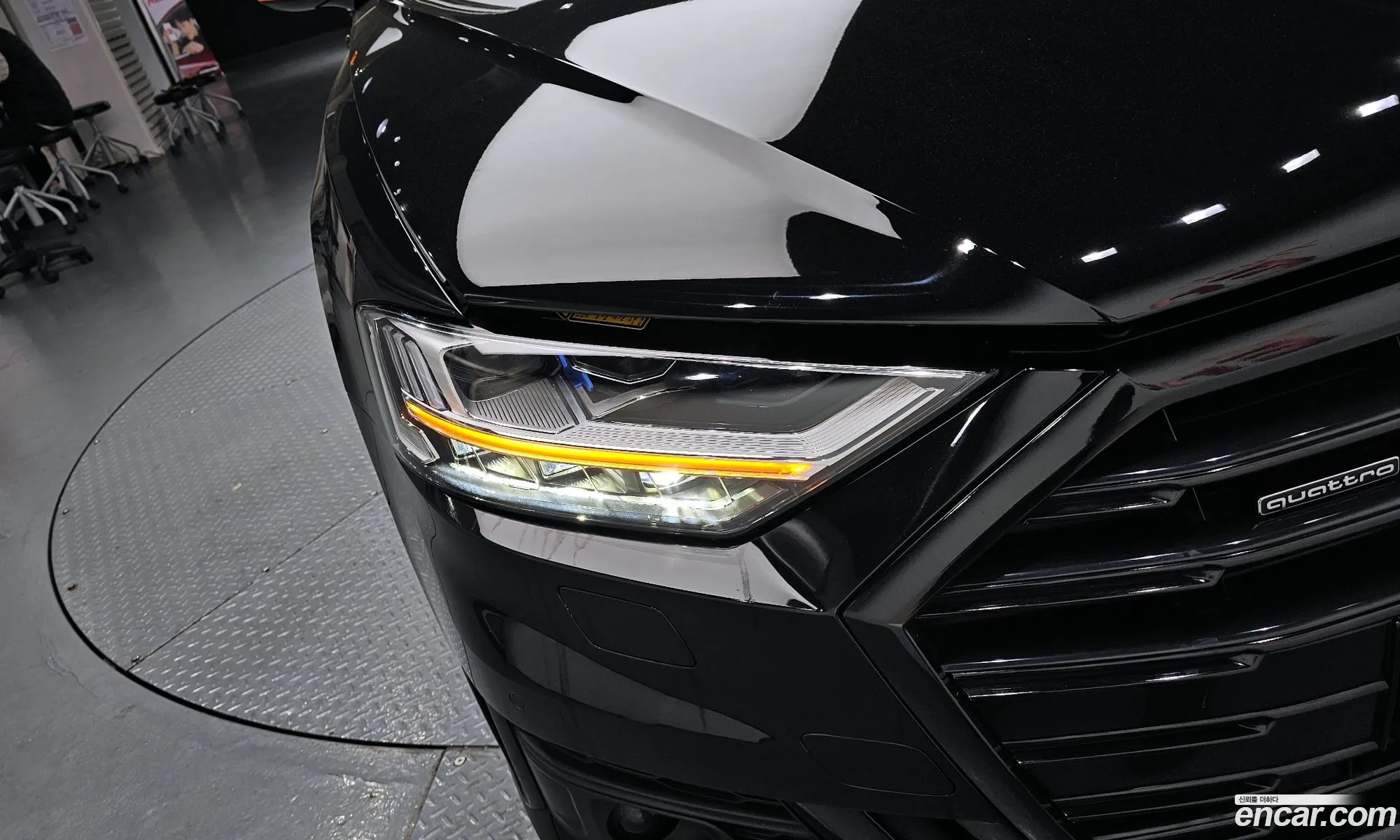 Audi A8 2021 WAUZZZF83MN033529 — 23