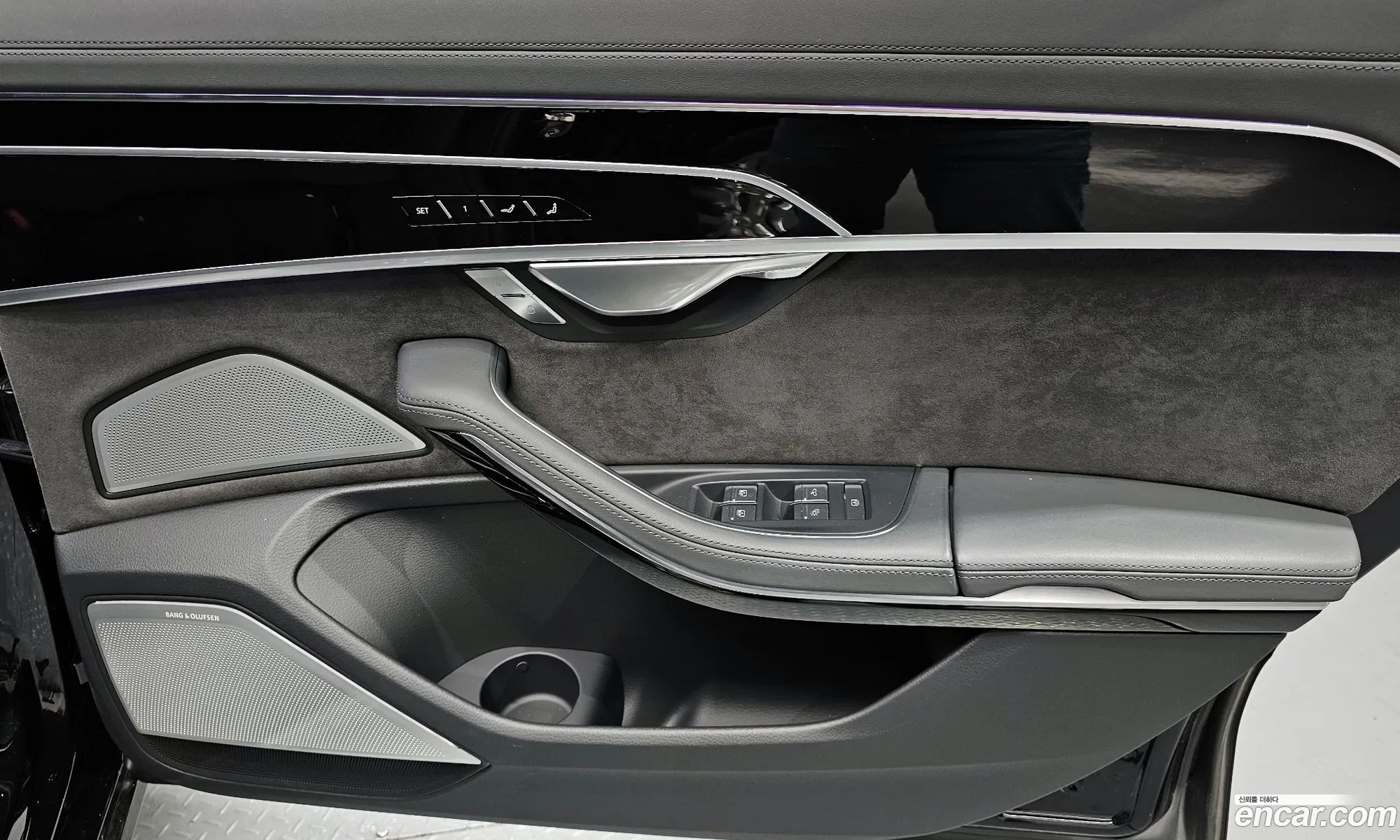 Audi A8 2021 WAUZZZF83MN033529 — 22