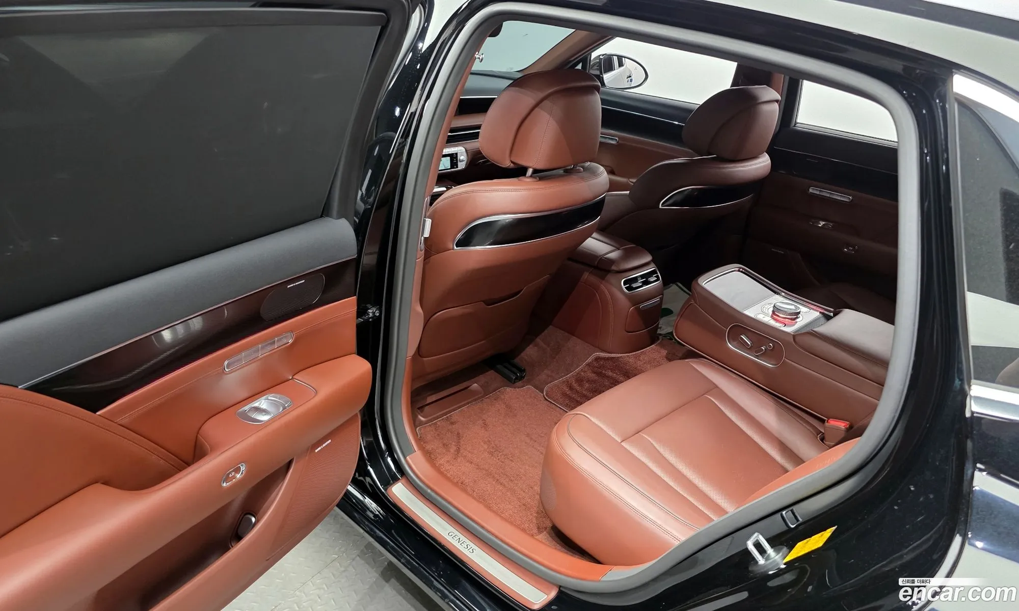 Genesis G90 2022 — 14