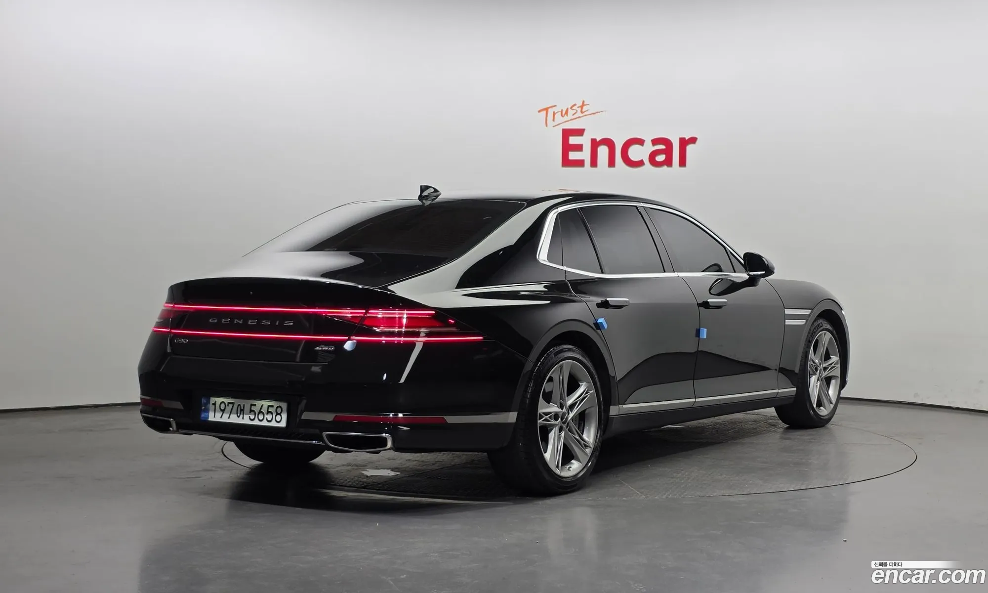 Genesis G90 2022 — 16