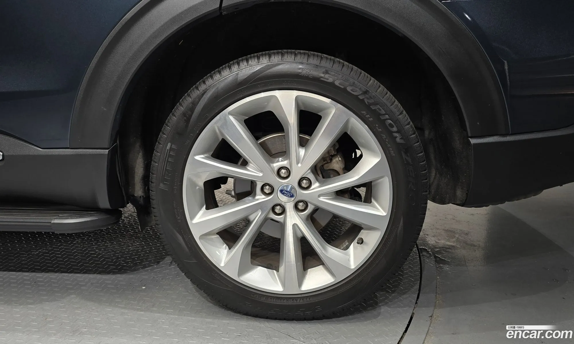 Ford Explorer 6th Gen 2022 1FM5K8HC4NGC26162 — 16