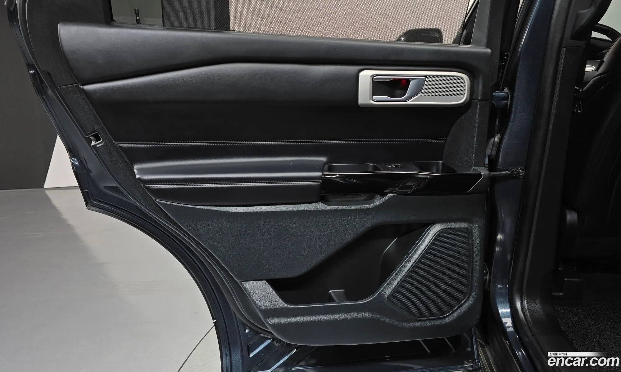 Ford Explorer 6th Gen 2022 1FM5K8HC4NGC26162 — 26