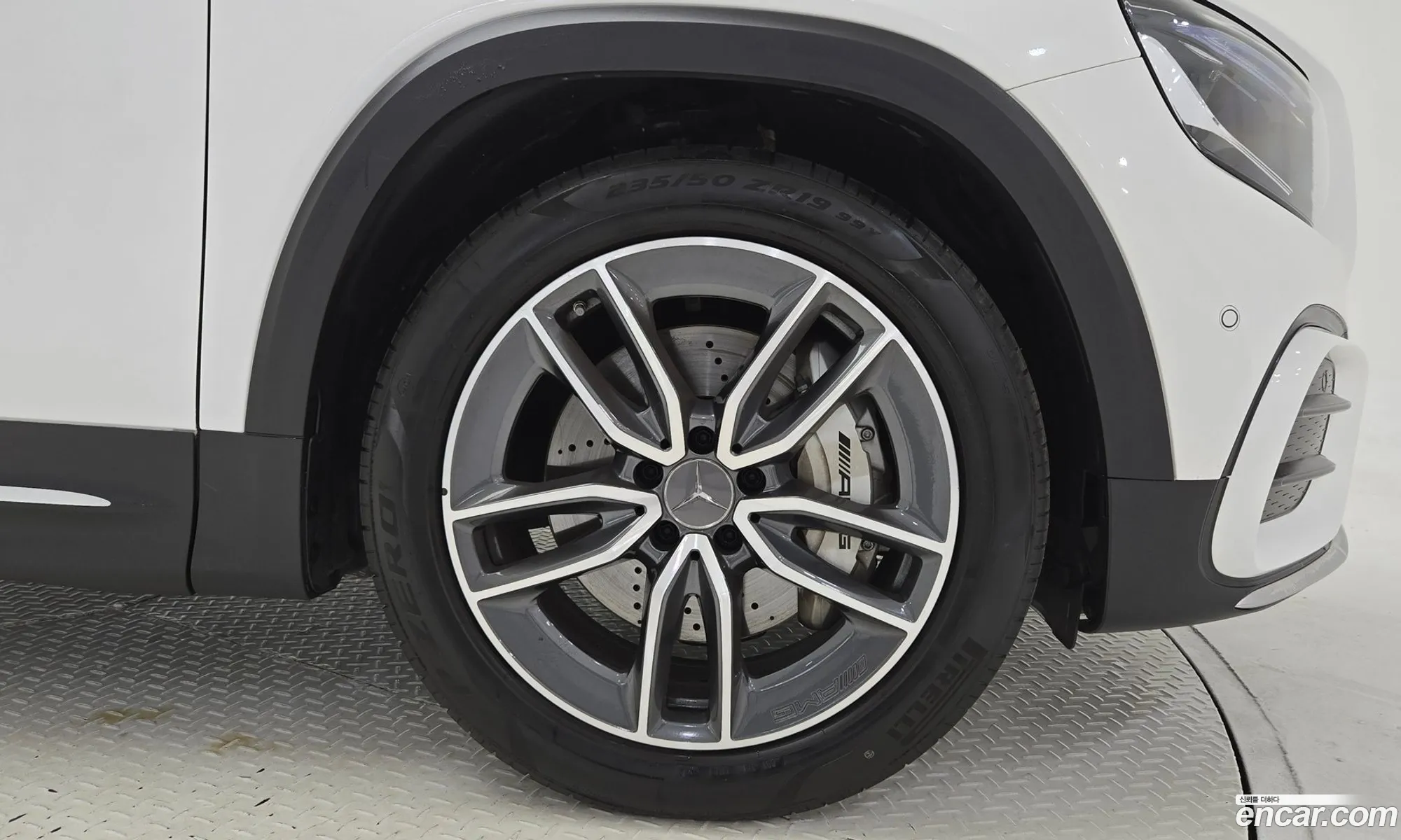 Mercedes-Benz GLB-Class X247 2025 — 9