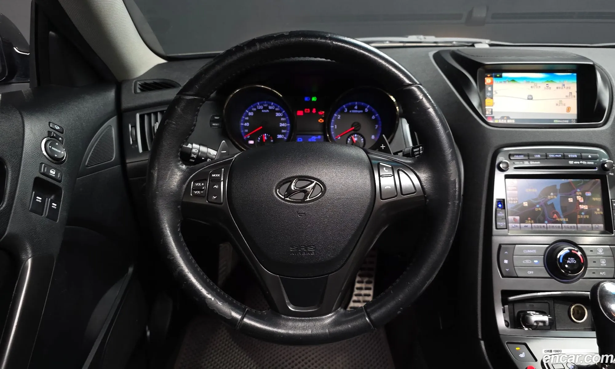 Hyundai Genesis Coupe 2010 — 10