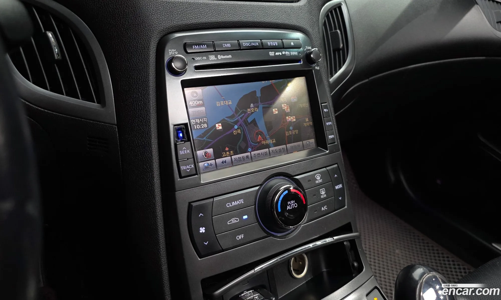 Hyundai Genesis Coupe 2010 — 5