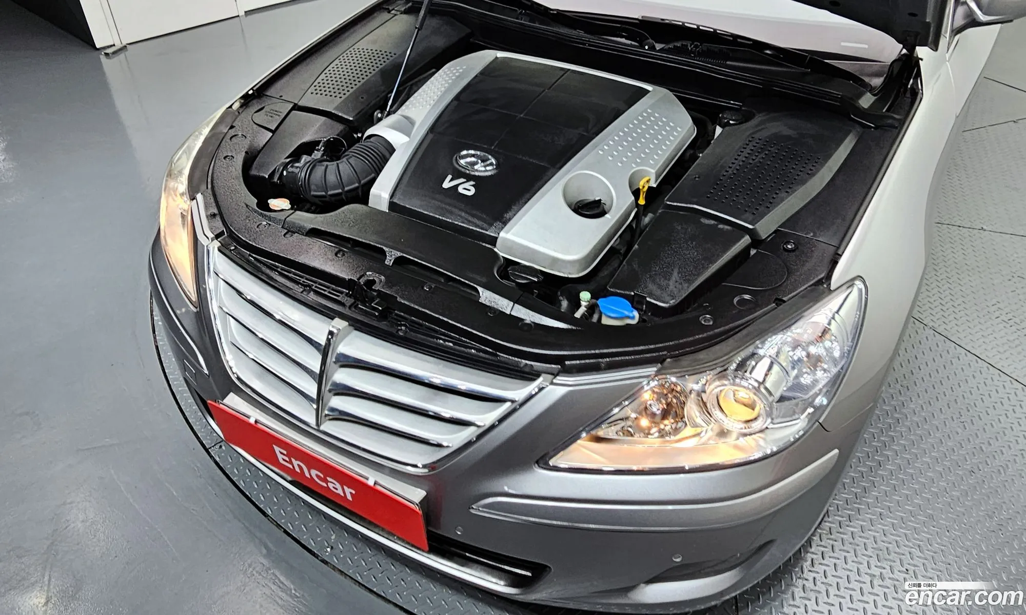 Hyundai Genesis 2010 — 17