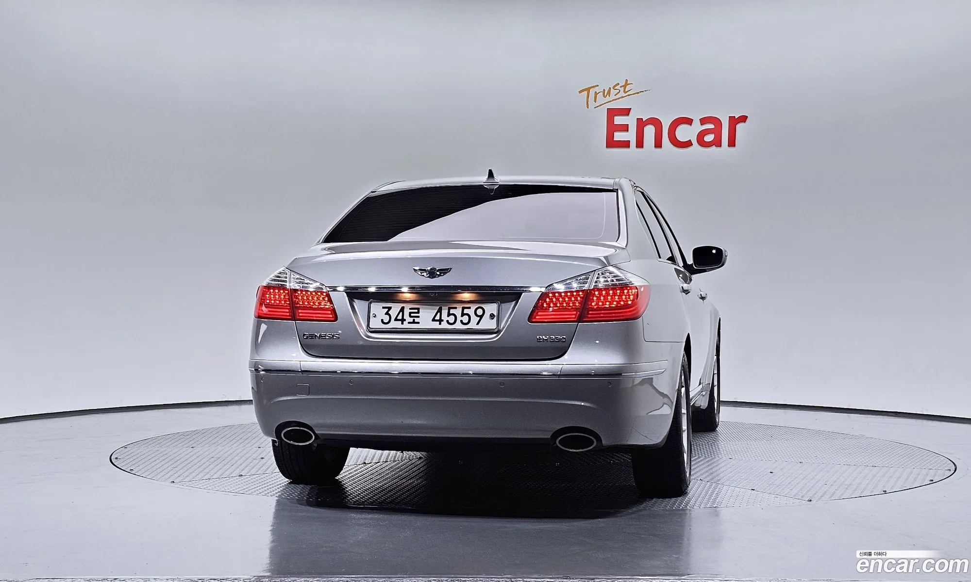 Hyundai Genesis 2010 — 2
