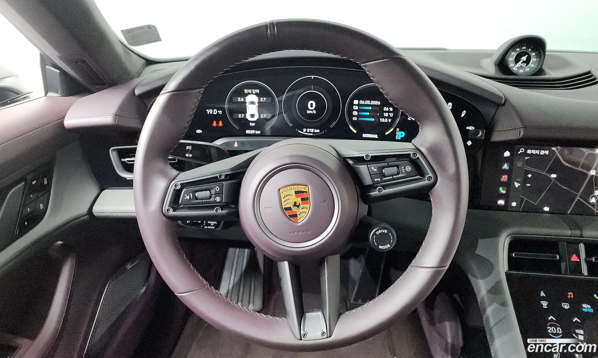 Porsche Taycan 2021 — 12