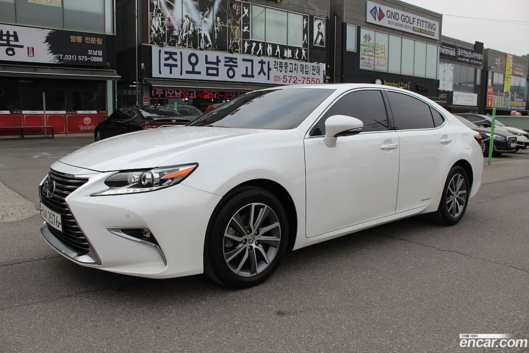 Lexus ES300h 2017 — 15