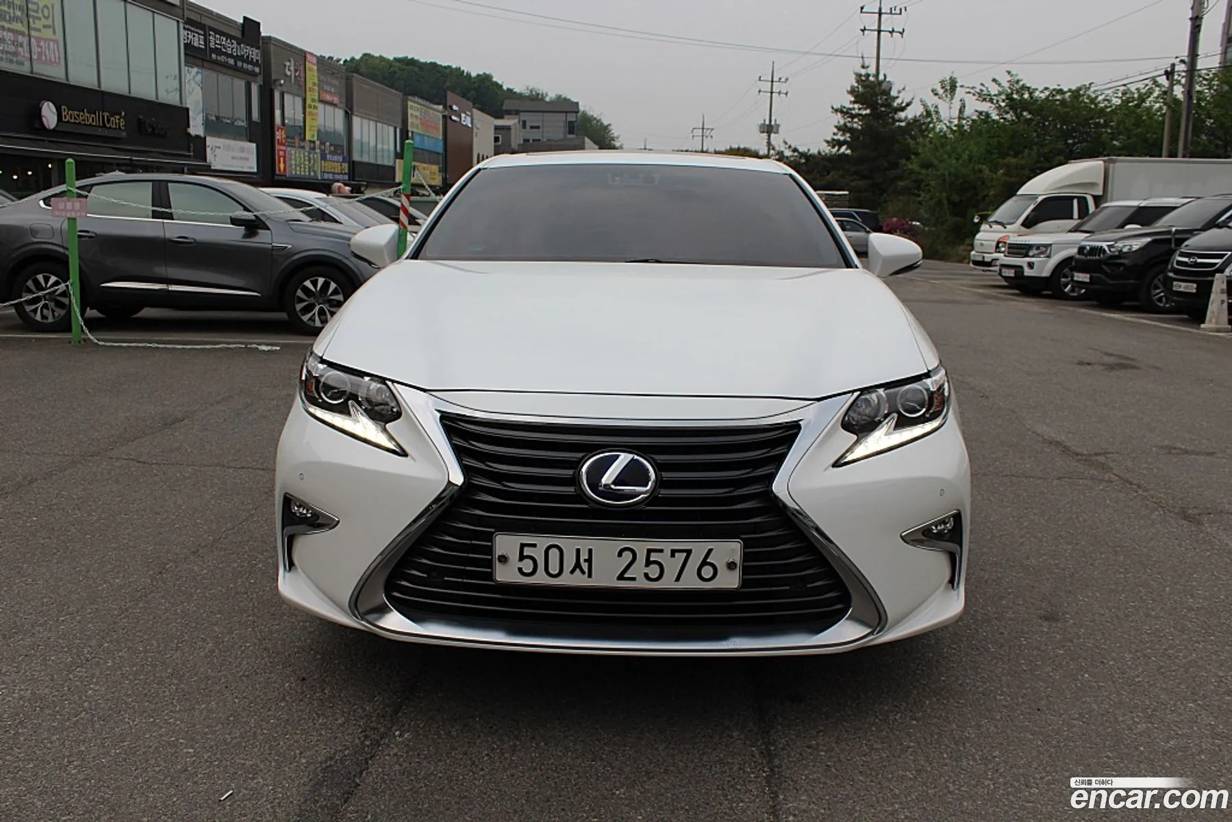 Lexus ES300h 2017 — 3