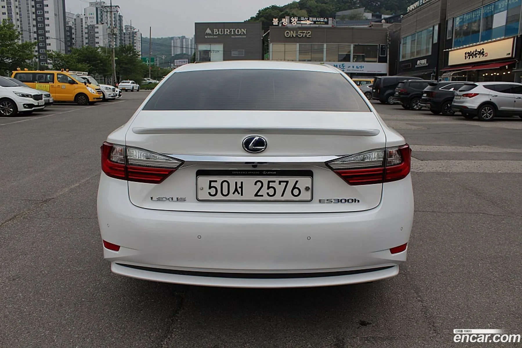 Lexus ES300h 2017 — 4