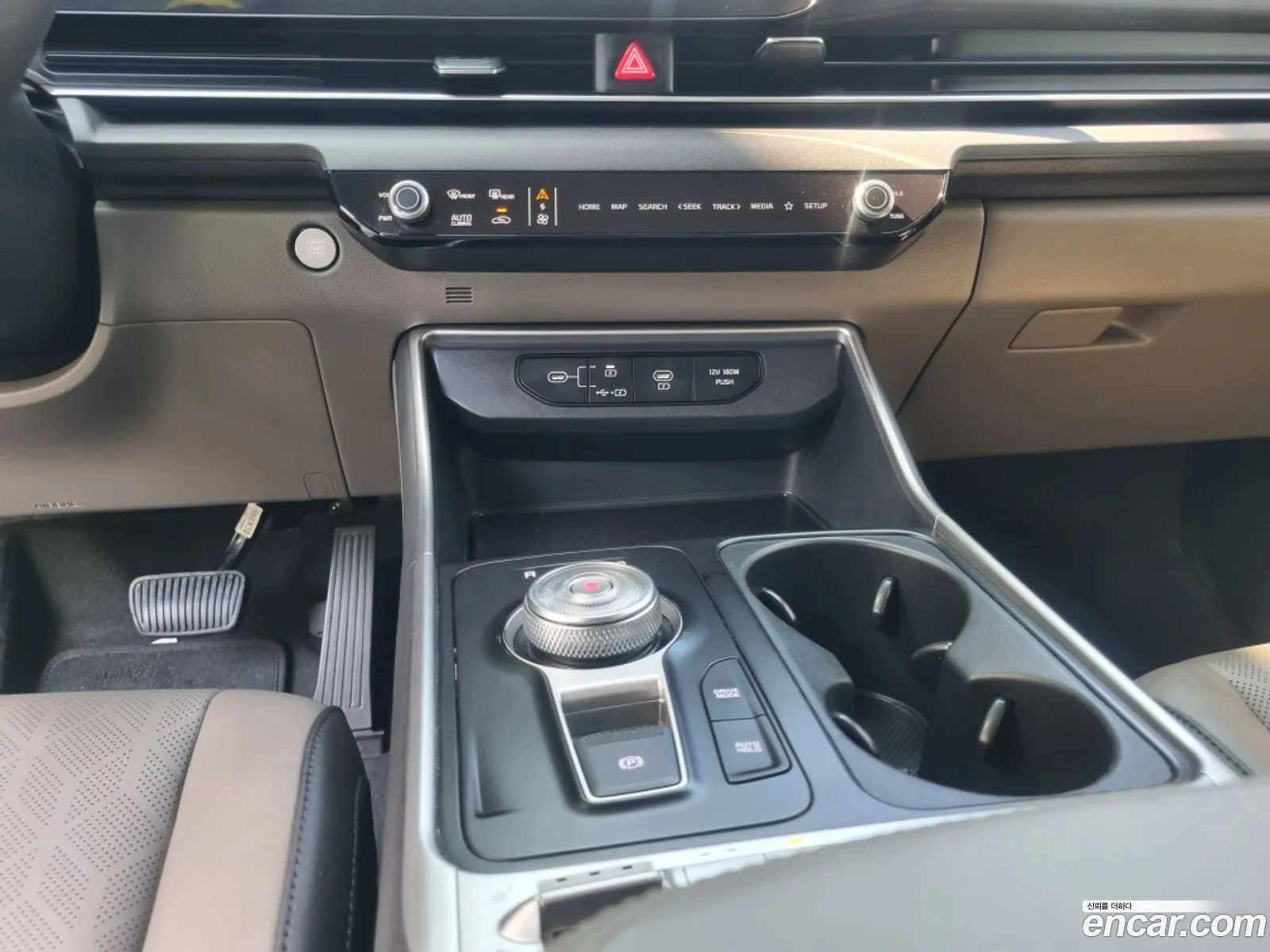Kia Carnival 2024 — 4