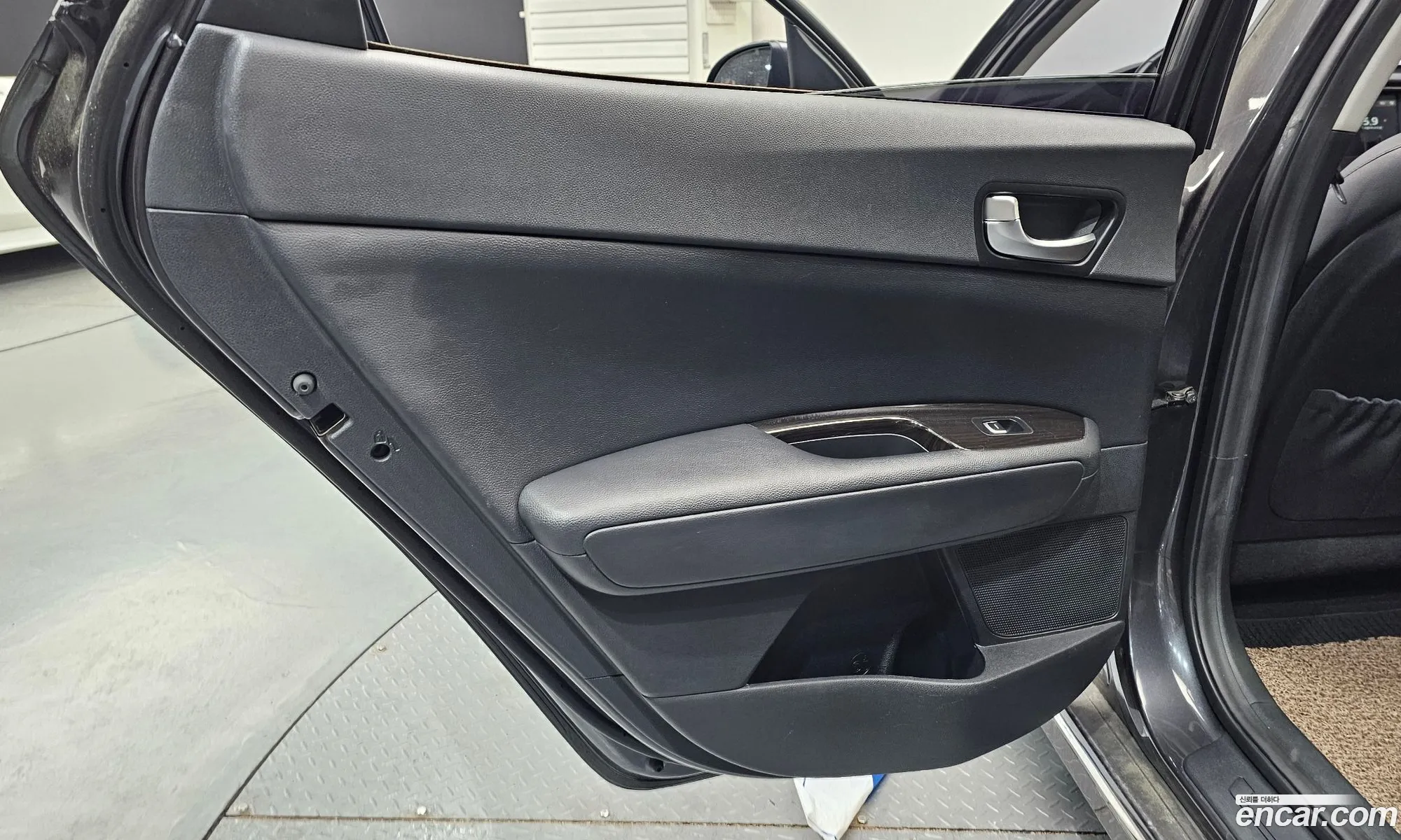 Kia K5 2017 — 5