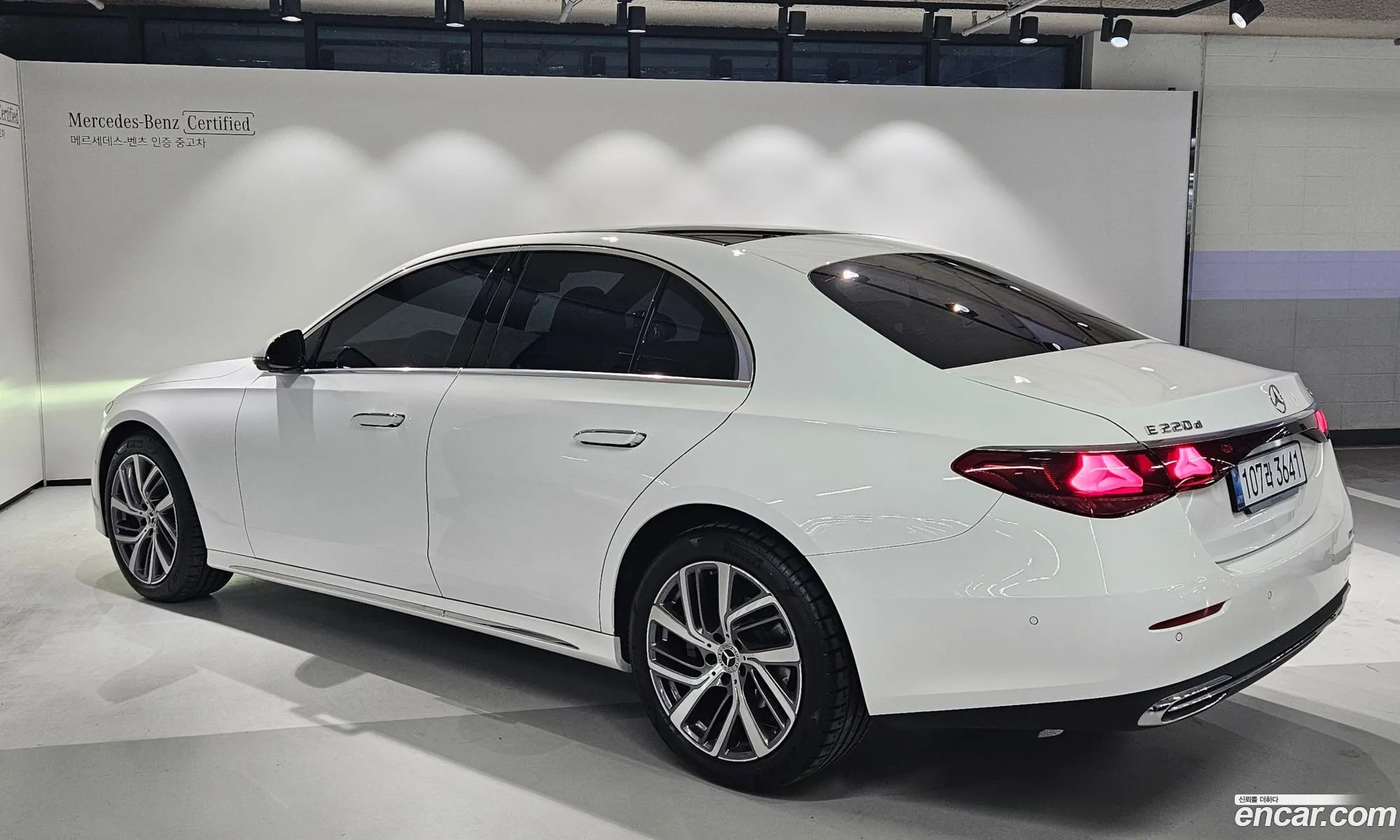 Mercedes-Benz E-Class W214 2025 — 3
