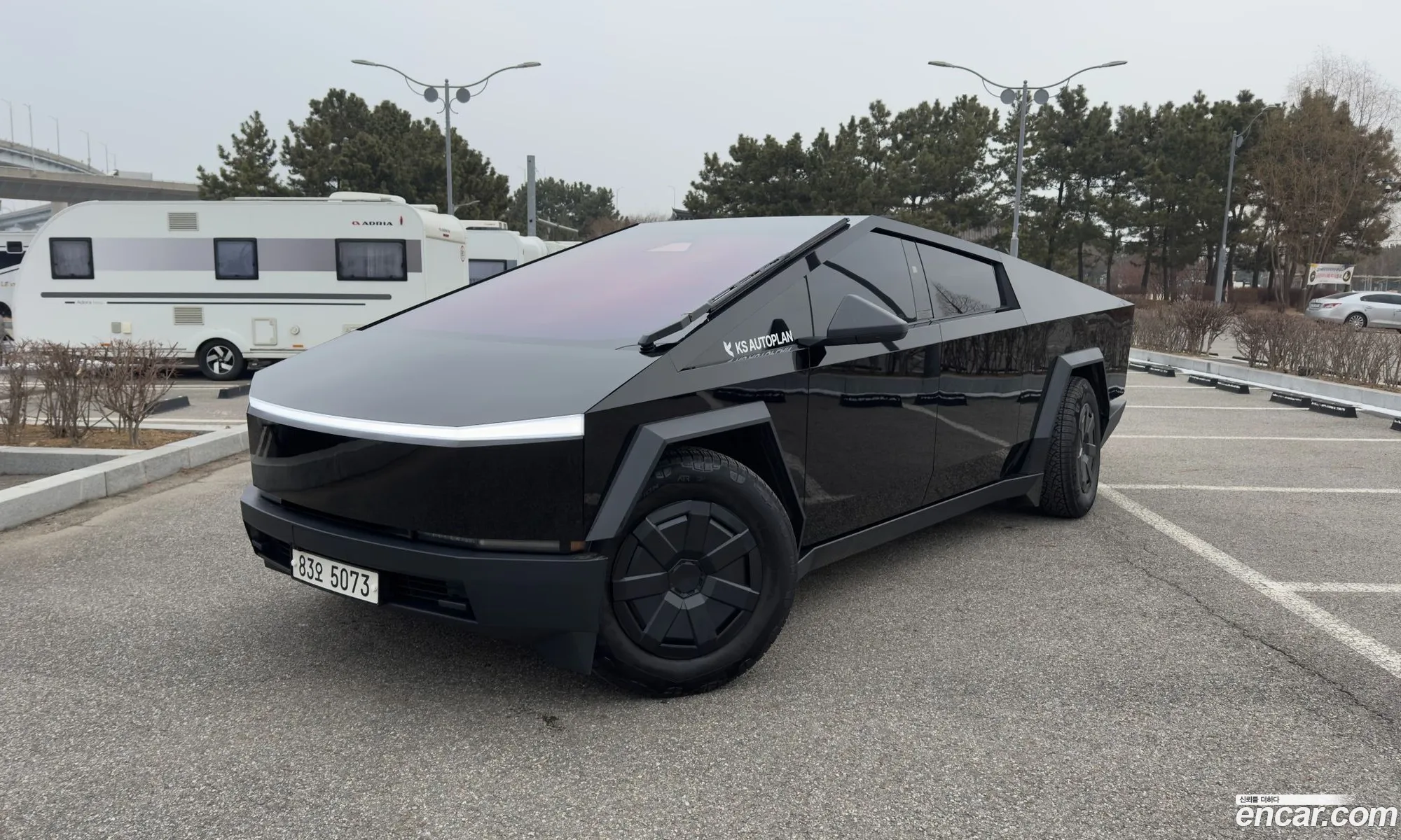 Tesla Cybertruck 2024 — 4