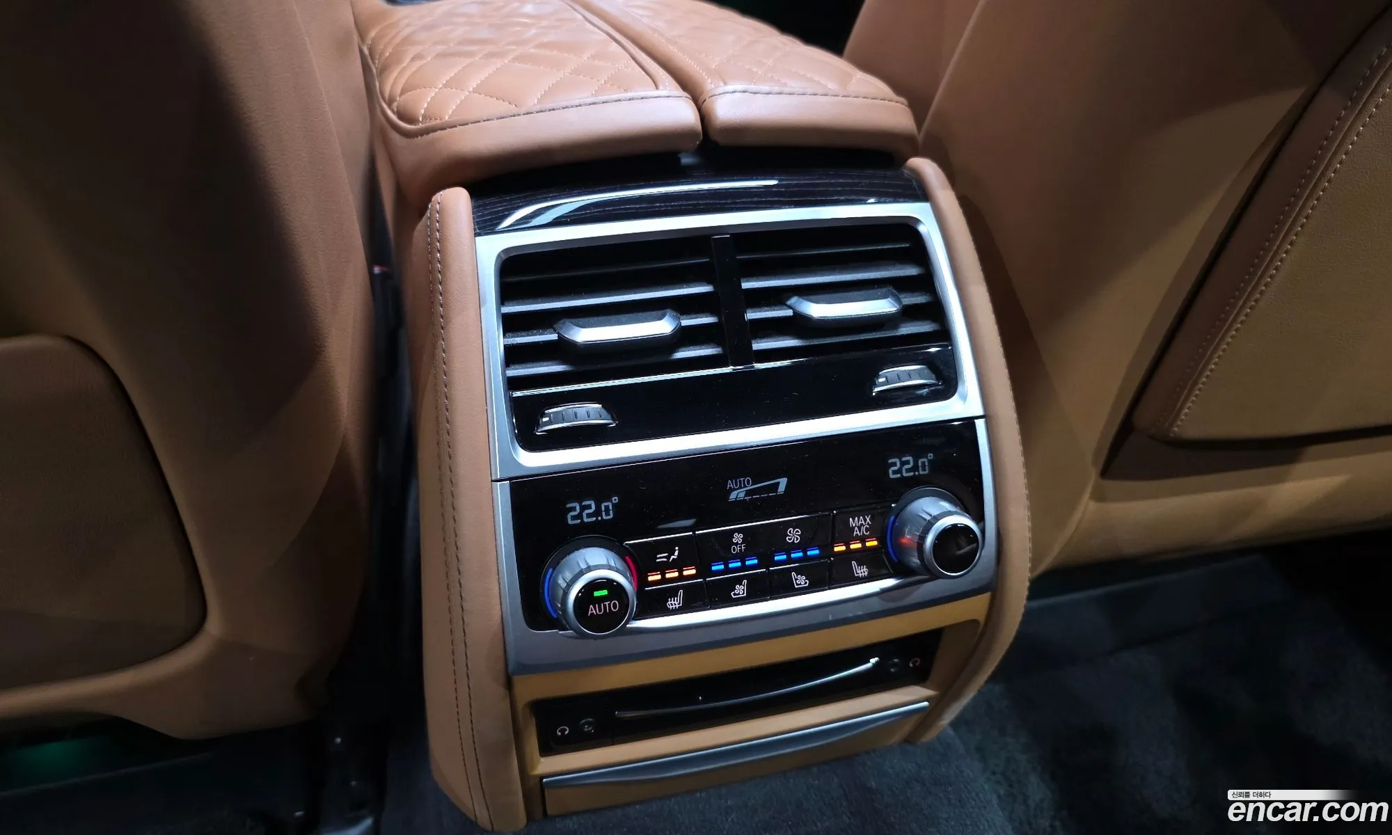 BMW 7 Series 2021 — 32