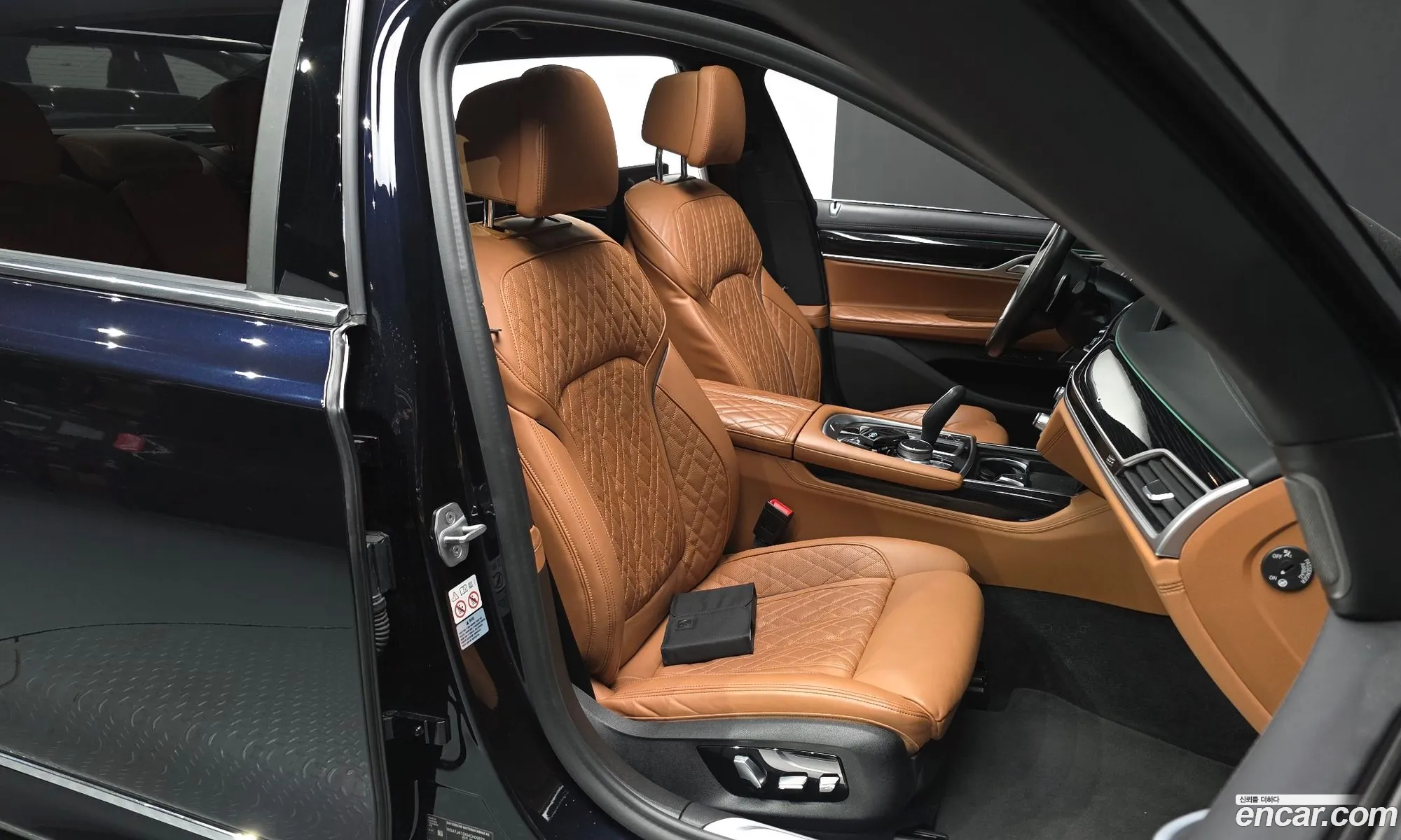 BMW 7 Series 2021 — 16