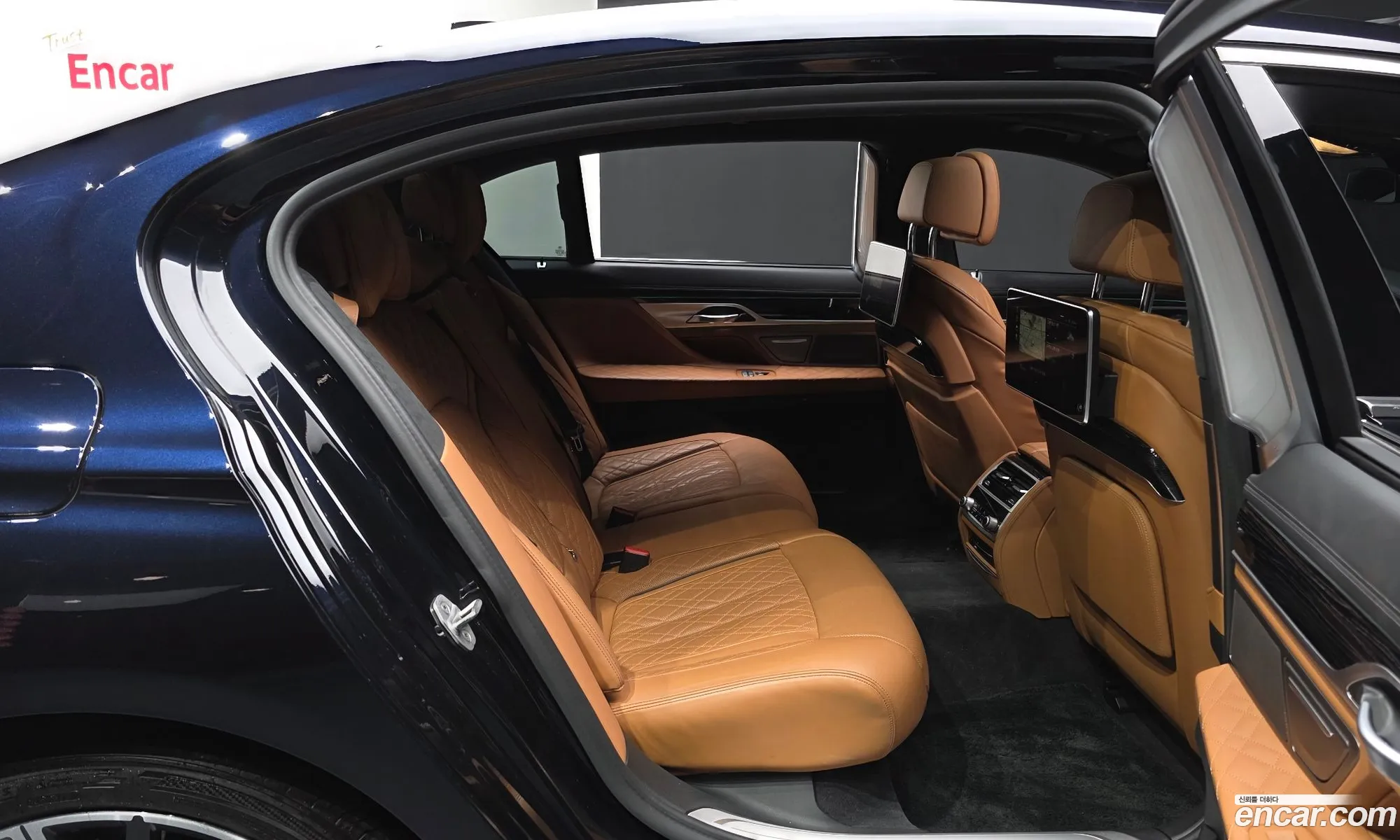 BMW 7 Series 2021 — 27