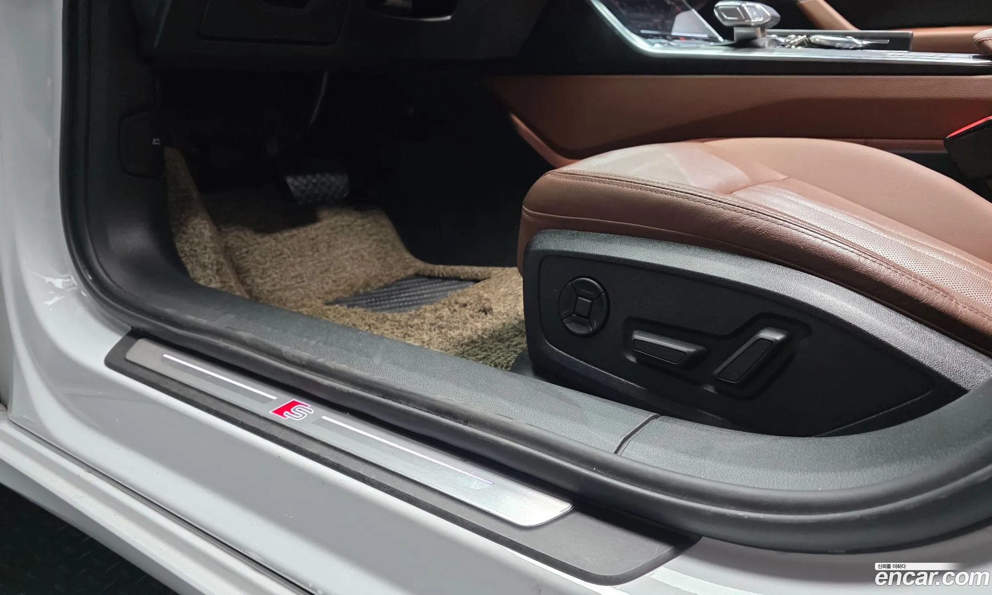Audi A6 2022 — 20