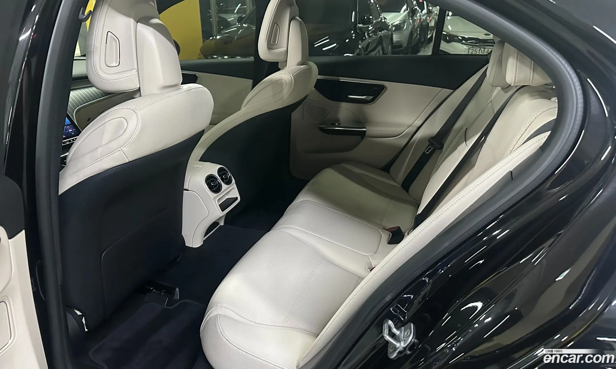 Mercedes-Benz C-Class W206 2024 — 16