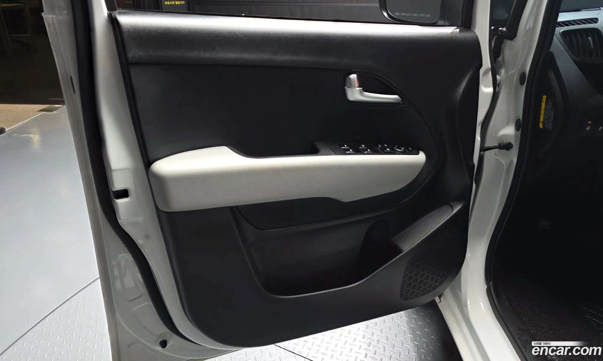 Kia Kia Ray 2023 — 28