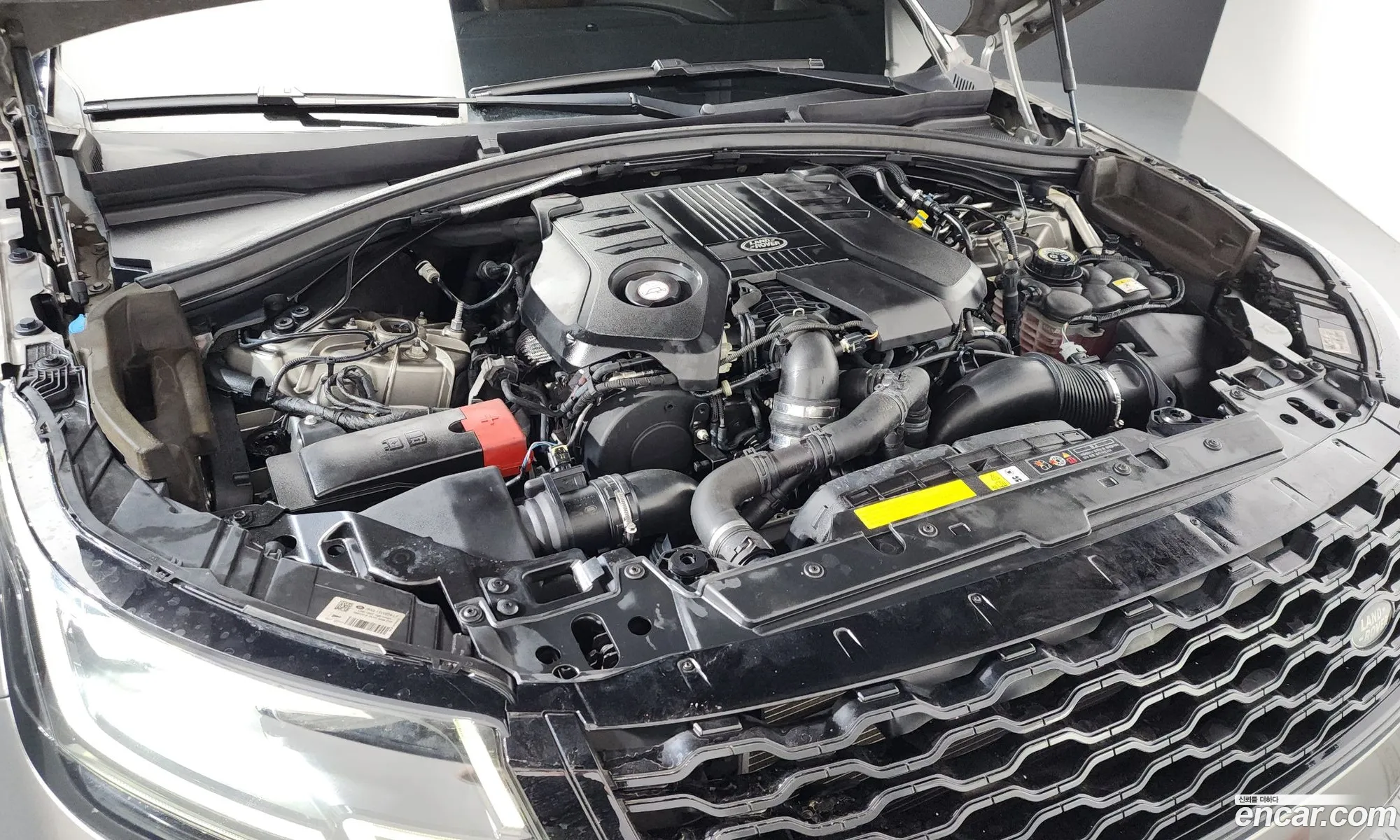 Land Rover Range Rover Velar 2018 — 5