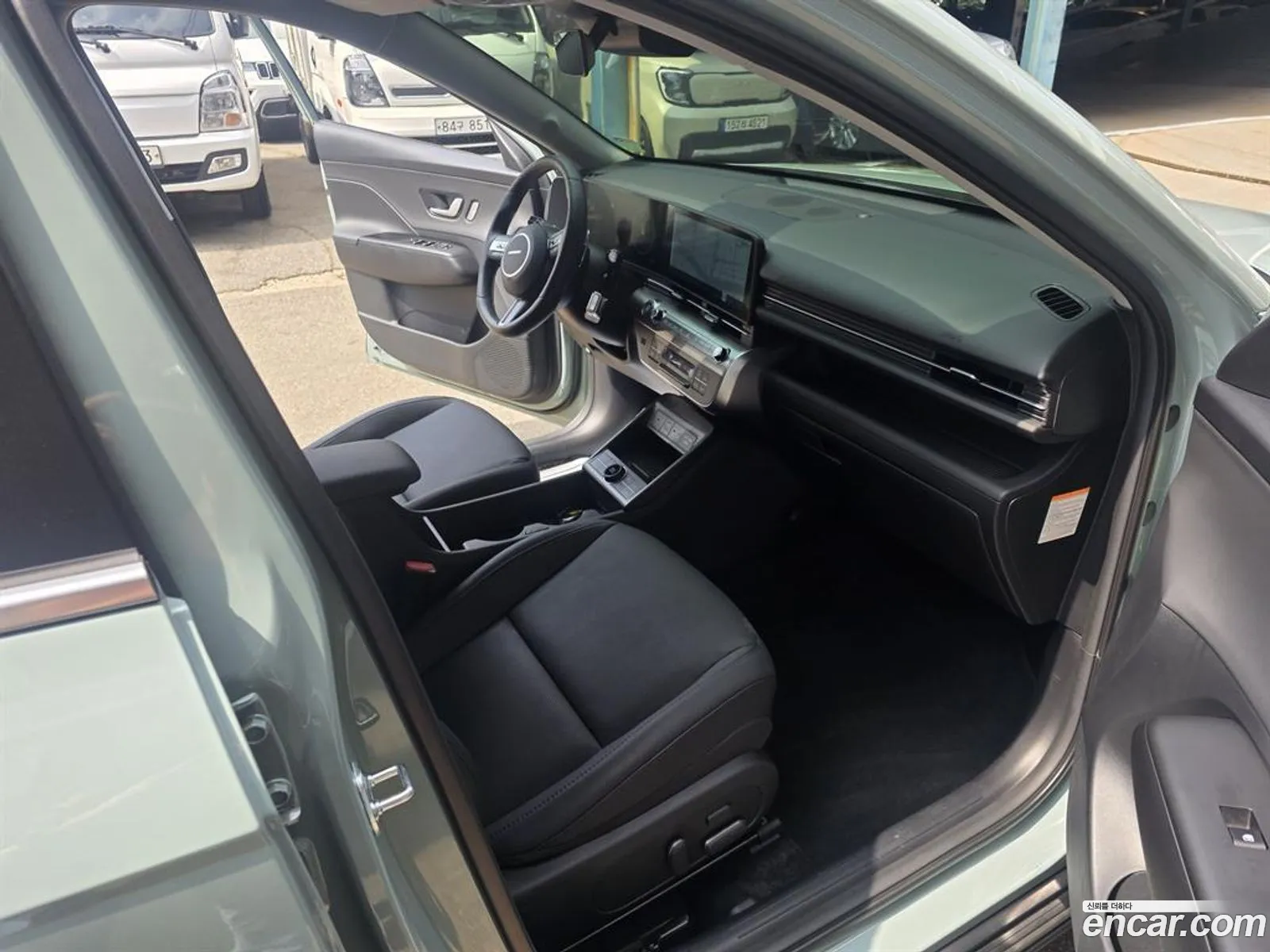 Hyundai Kona Hybrid 2025 — 14