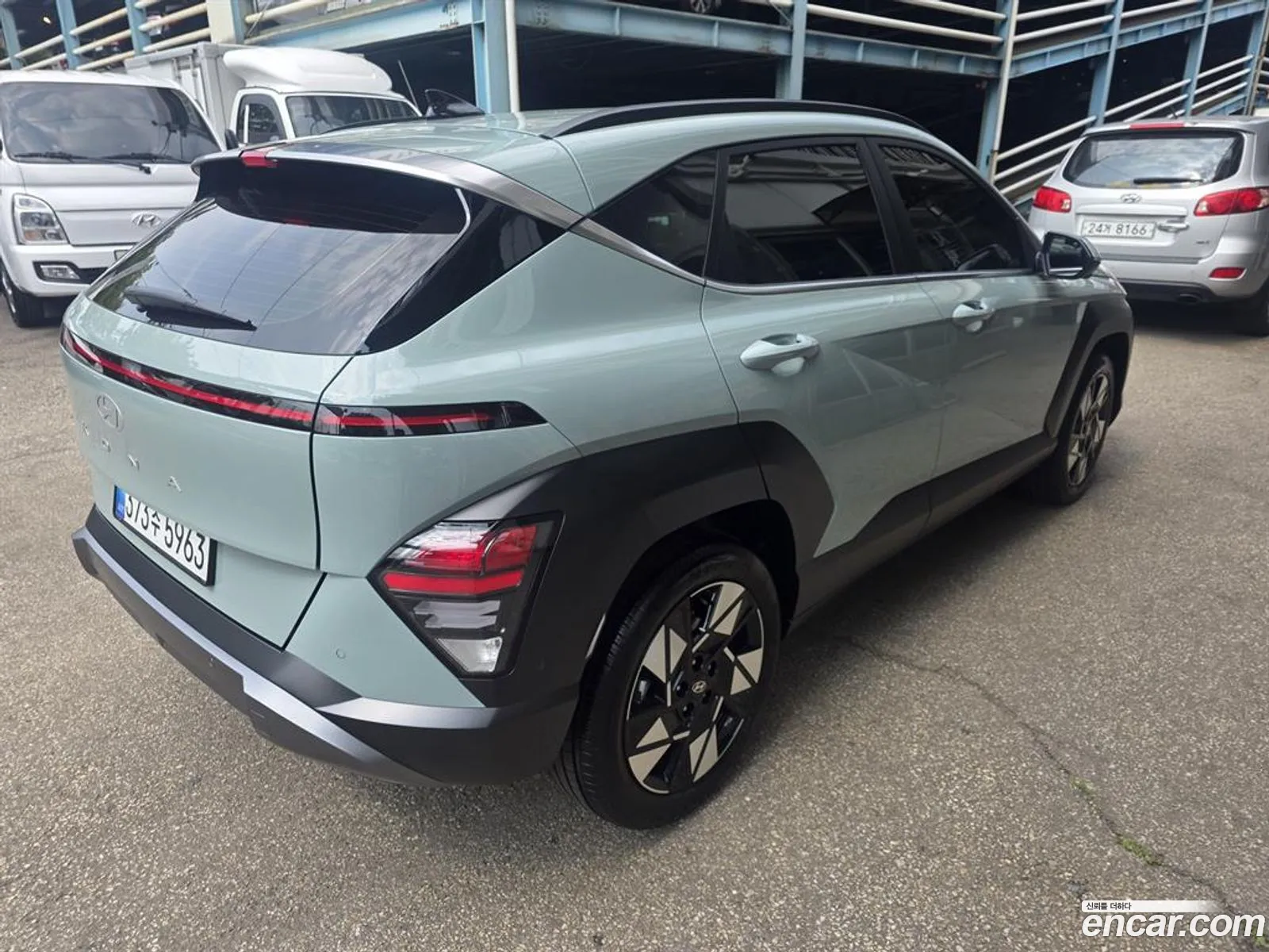 Hyundai Kona Hybrid 2025 — 3