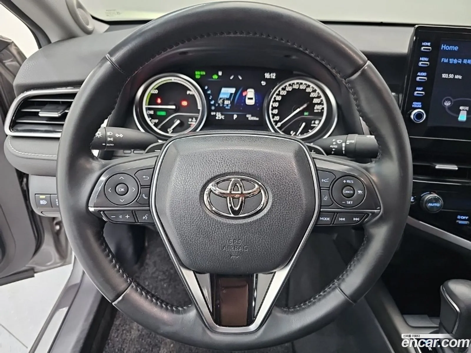 Toyota Camry 2024 — 14