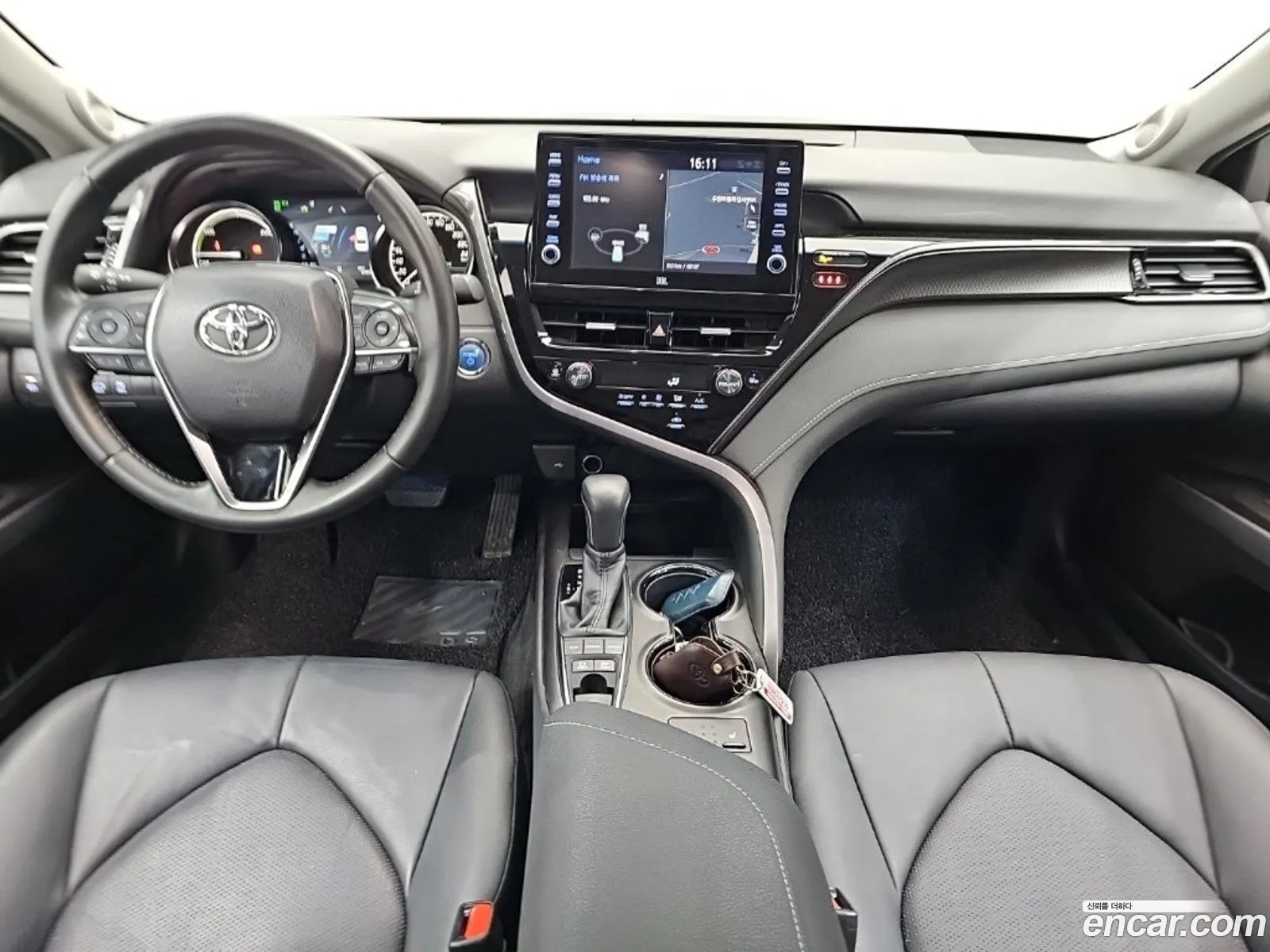 Toyota Camry 2024 — 9