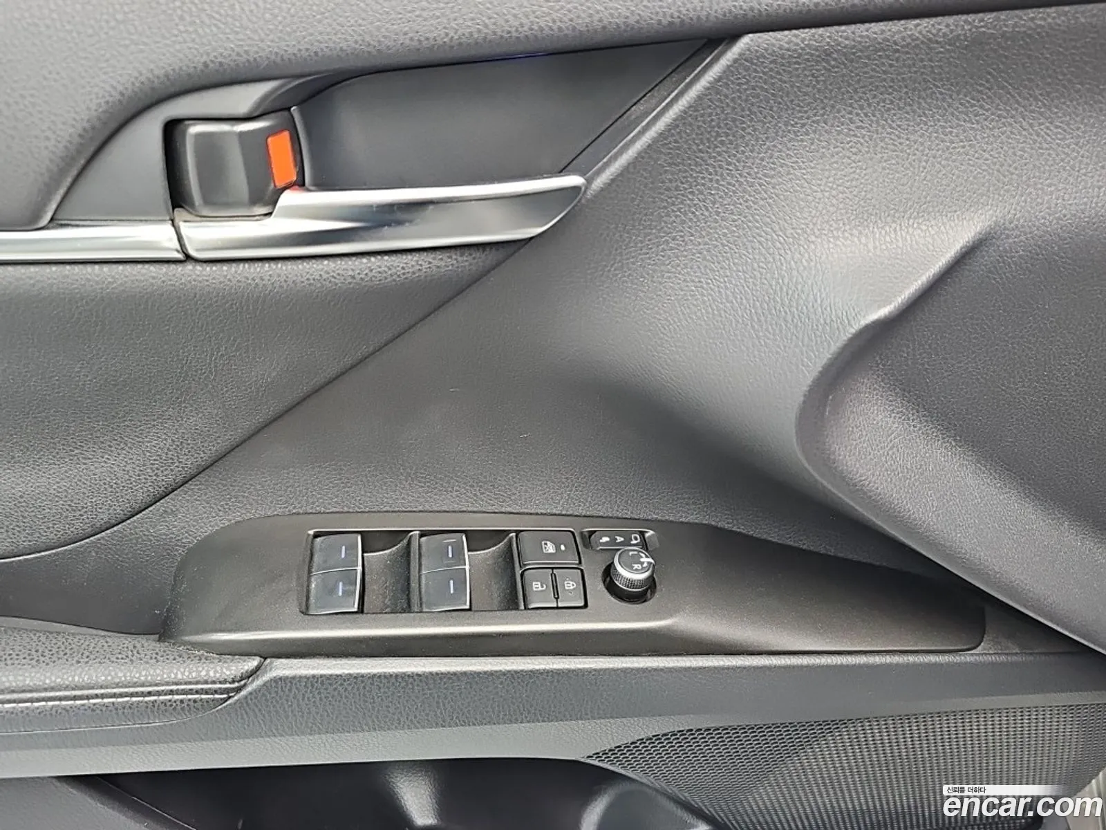 Toyota Camry 2024 — 17