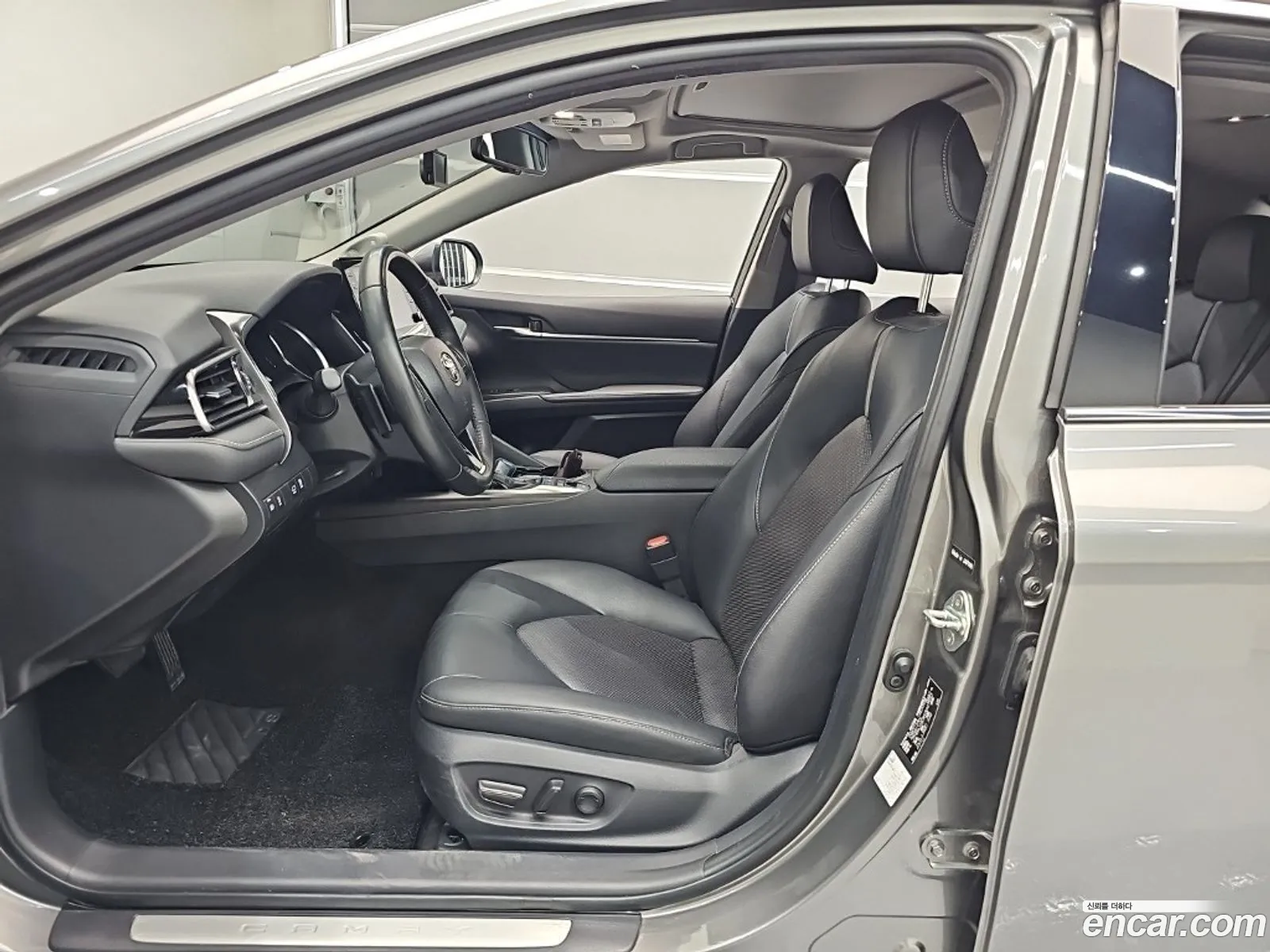 Toyota Camry 2024 — 20