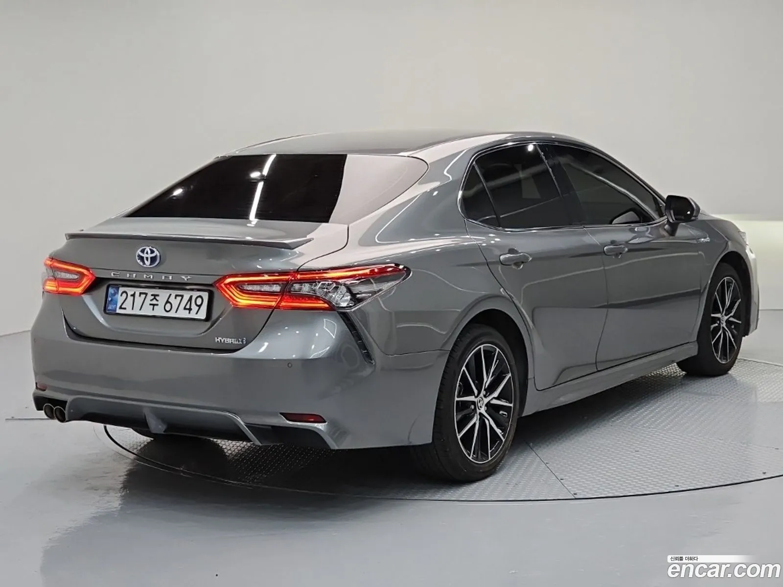 Toyota Camry 2024 — 16