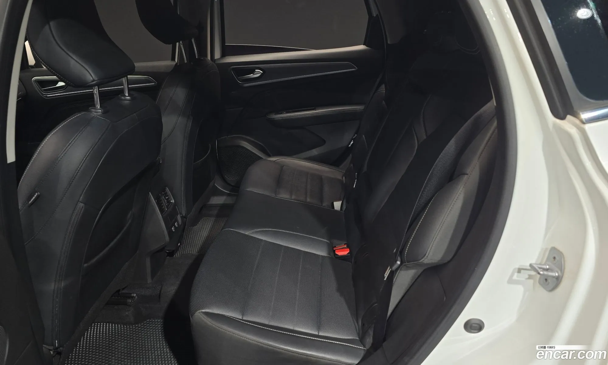 Renault Korea (Samsung) XM3 2020 — 10