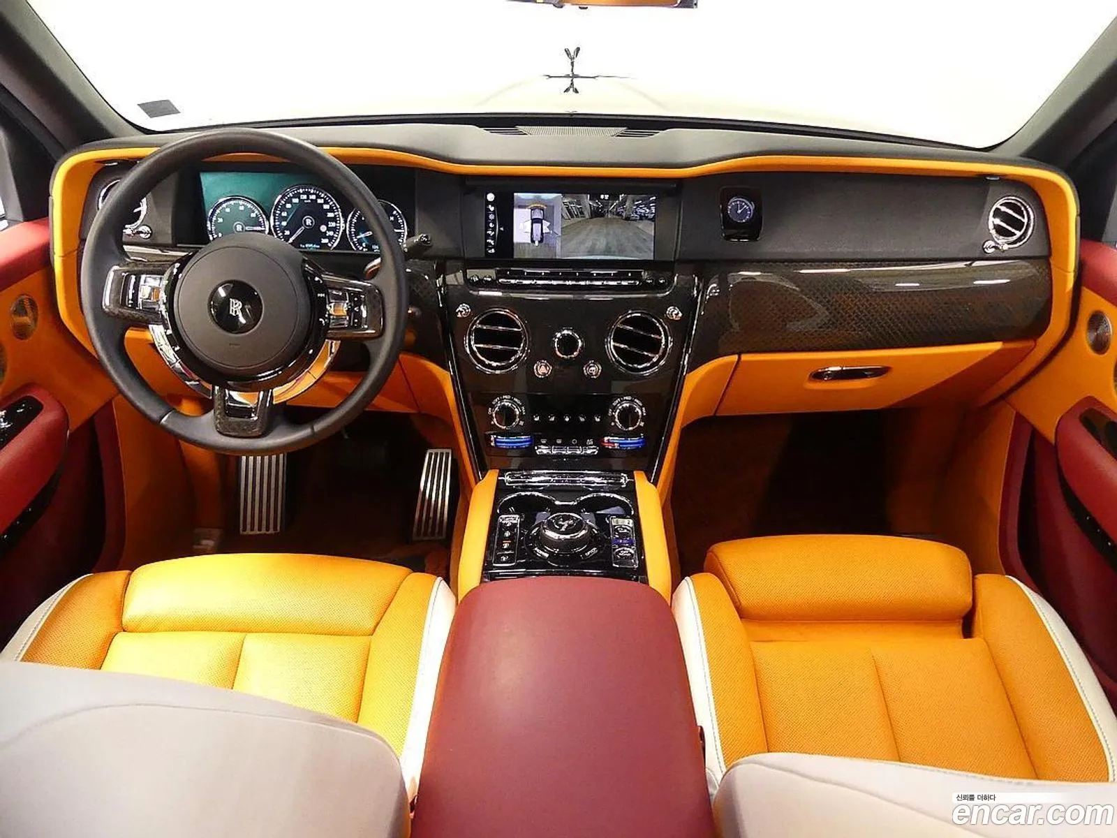 Rolls-Royce Cullinan 2021 — 19