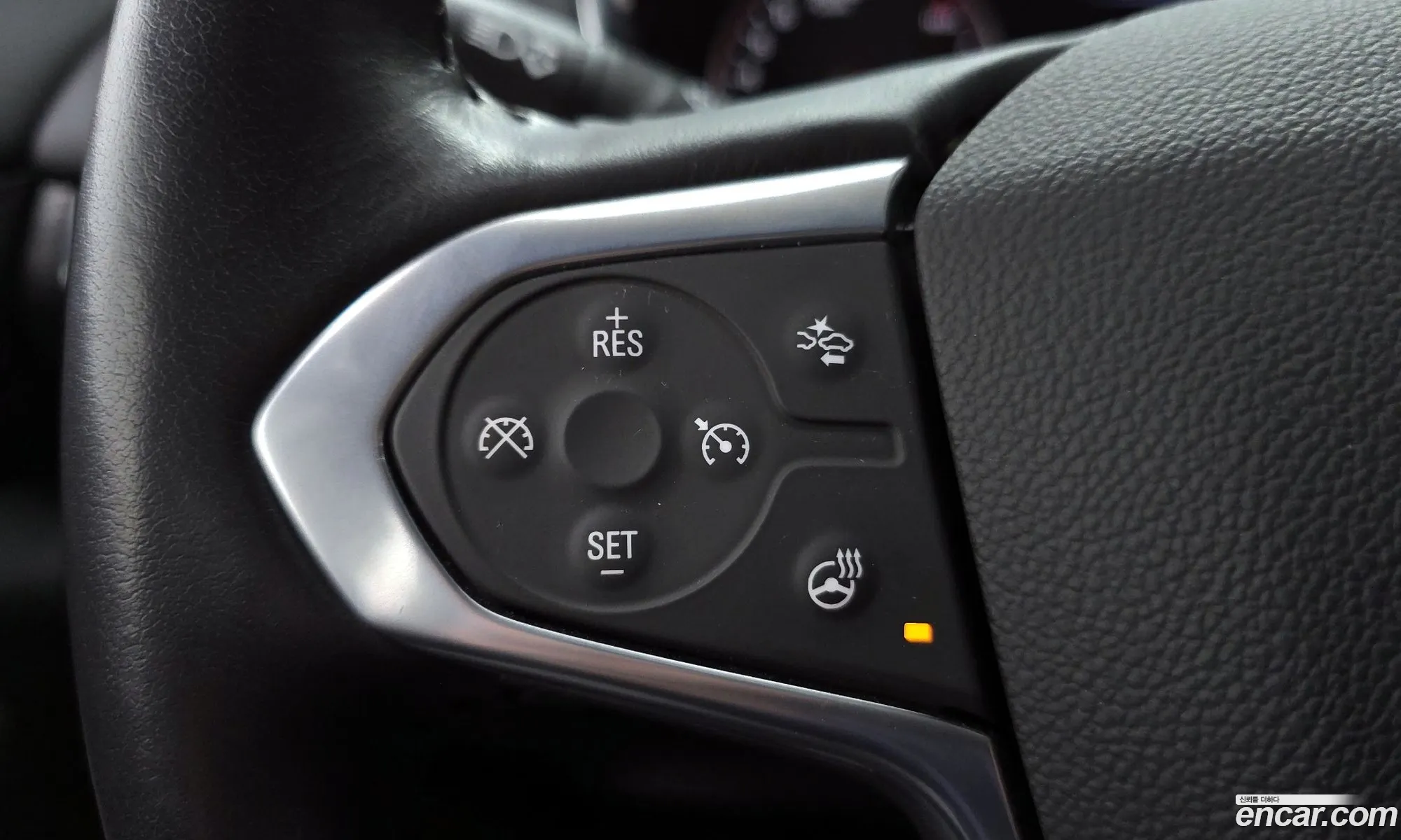 Chevrolet (GM Daewoo) Traverse 2022 — 30
