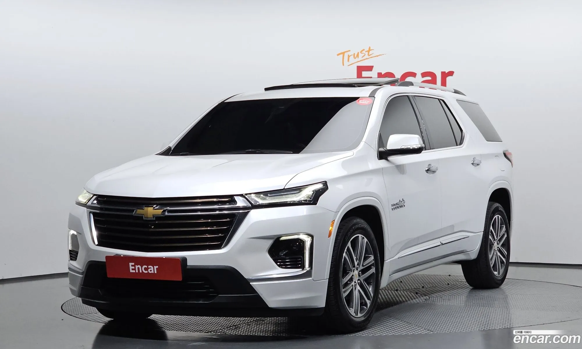 Chevrolet (GM Daewoo) Traverse 2022 — 17